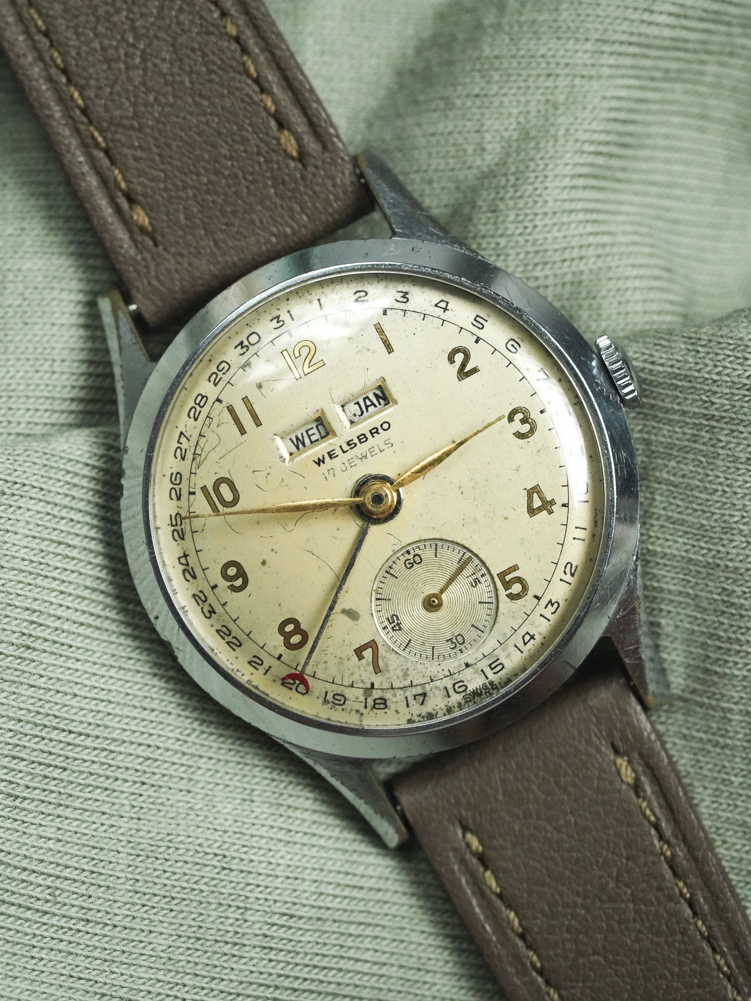 Welsbro - Triple Calendar Cream Patina - 1950s