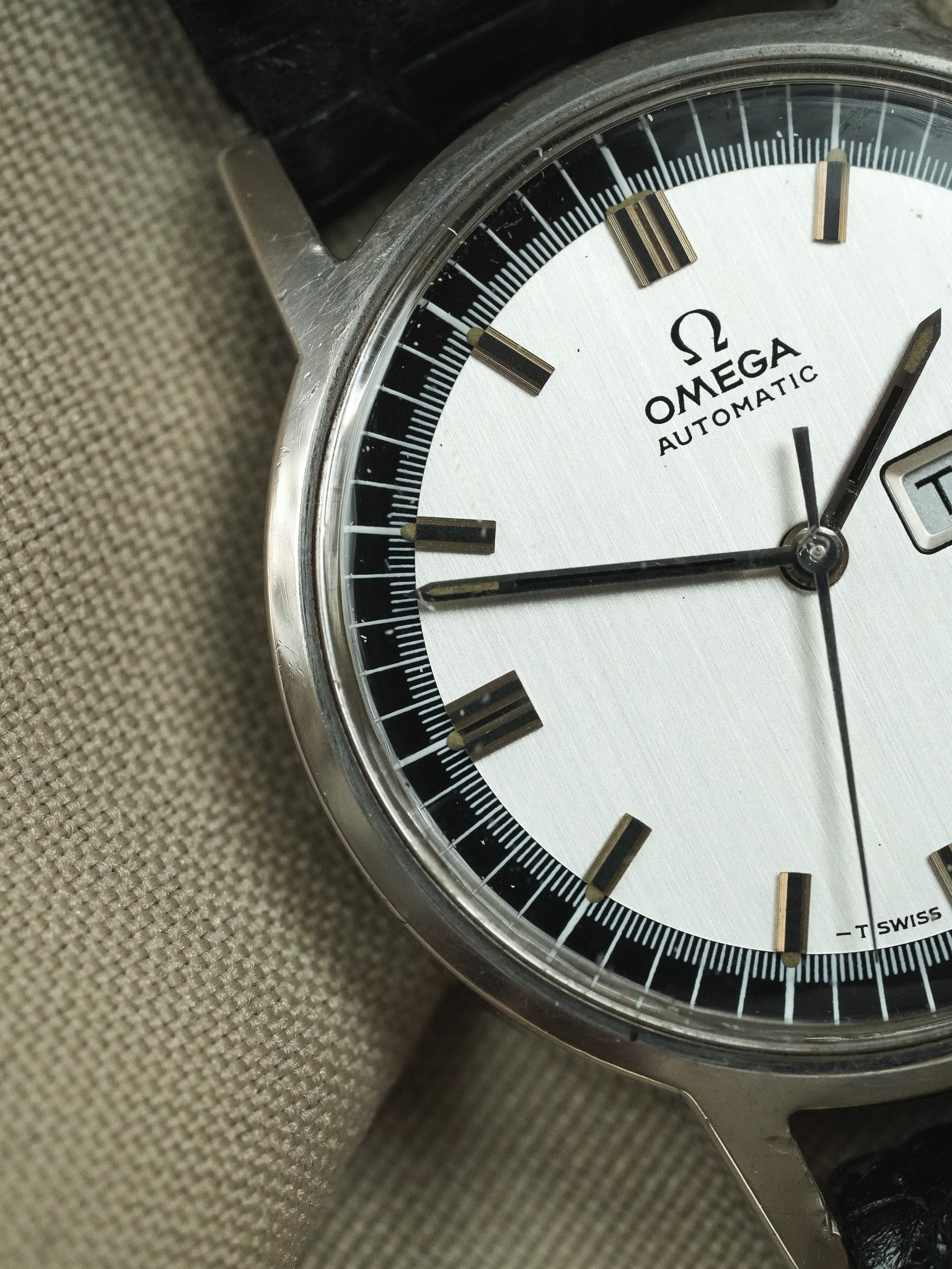 Omega - 166.0140 Daydate Cadran Acier Noir - 1970
