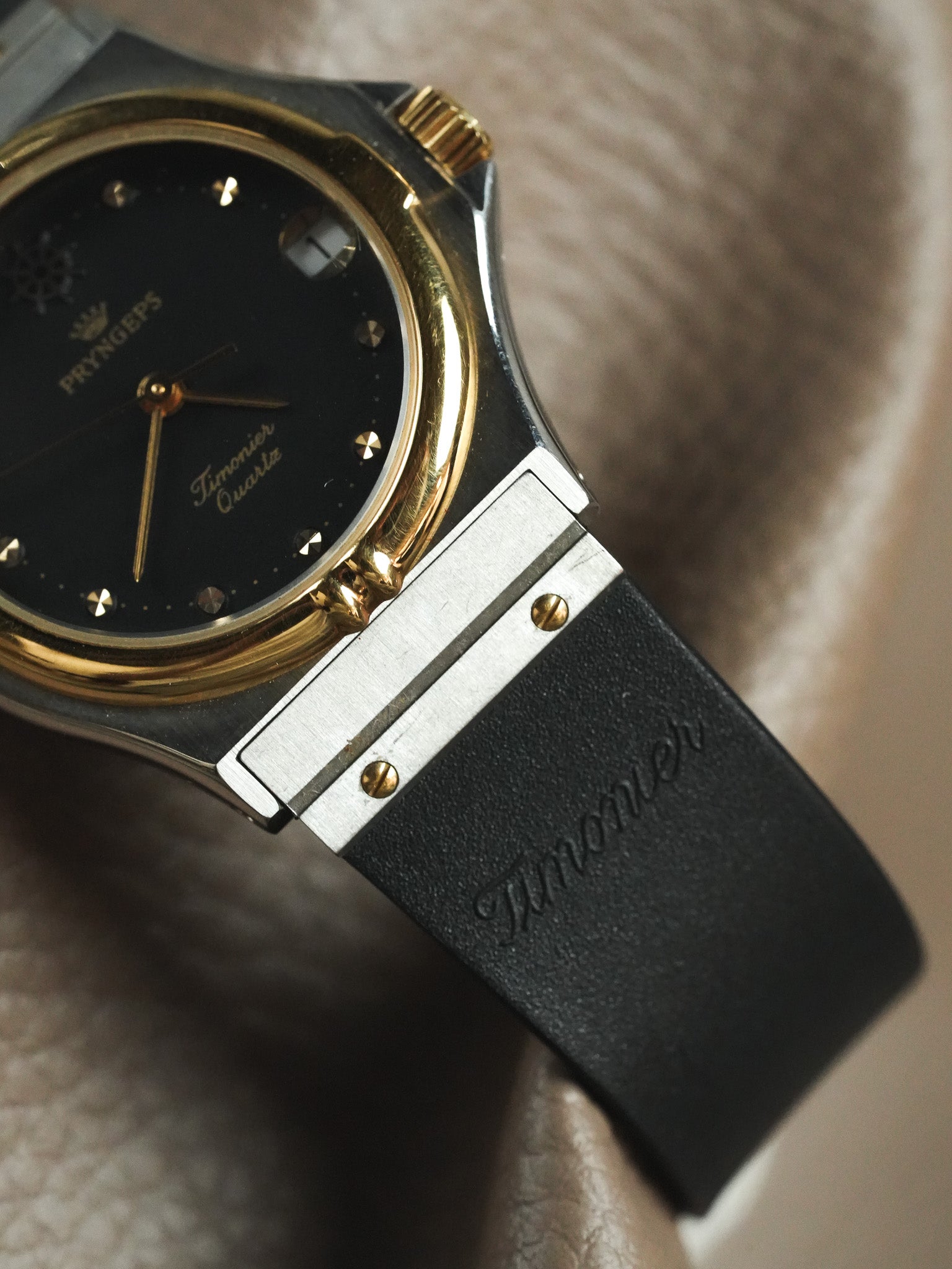 Pryngeps - Style "Hublot" Acier Or - Neuve de stock - 1990s