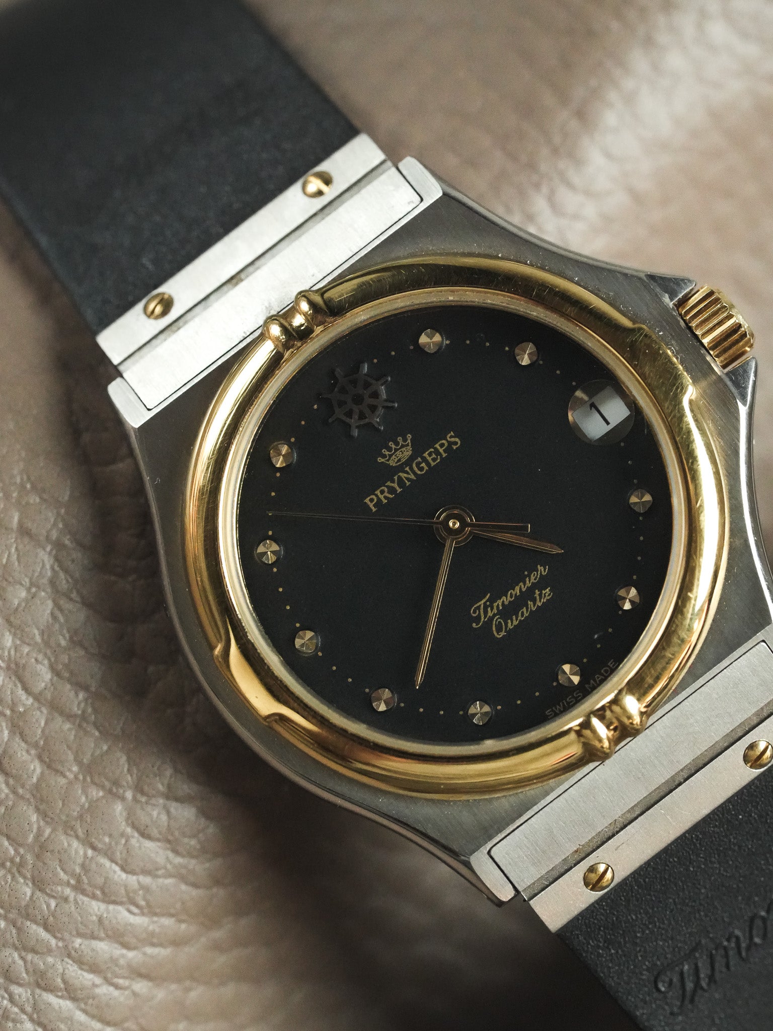 Pryngeps - Style "Hublot" Acier Or - Neuve de stock - 1990s
