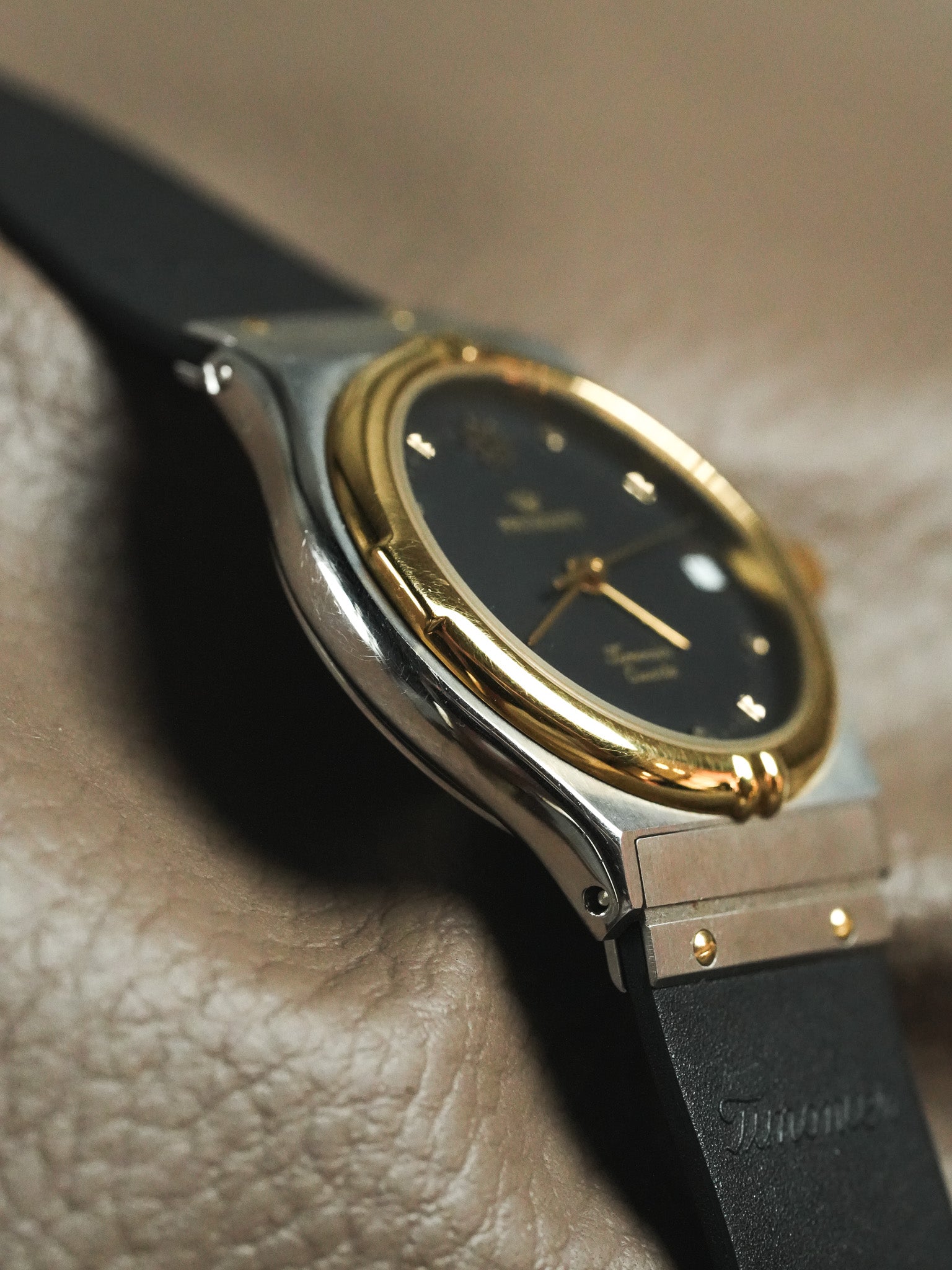 Pryngeps - Style "Hublot" Acier Or - Neuve de stock - 1990s