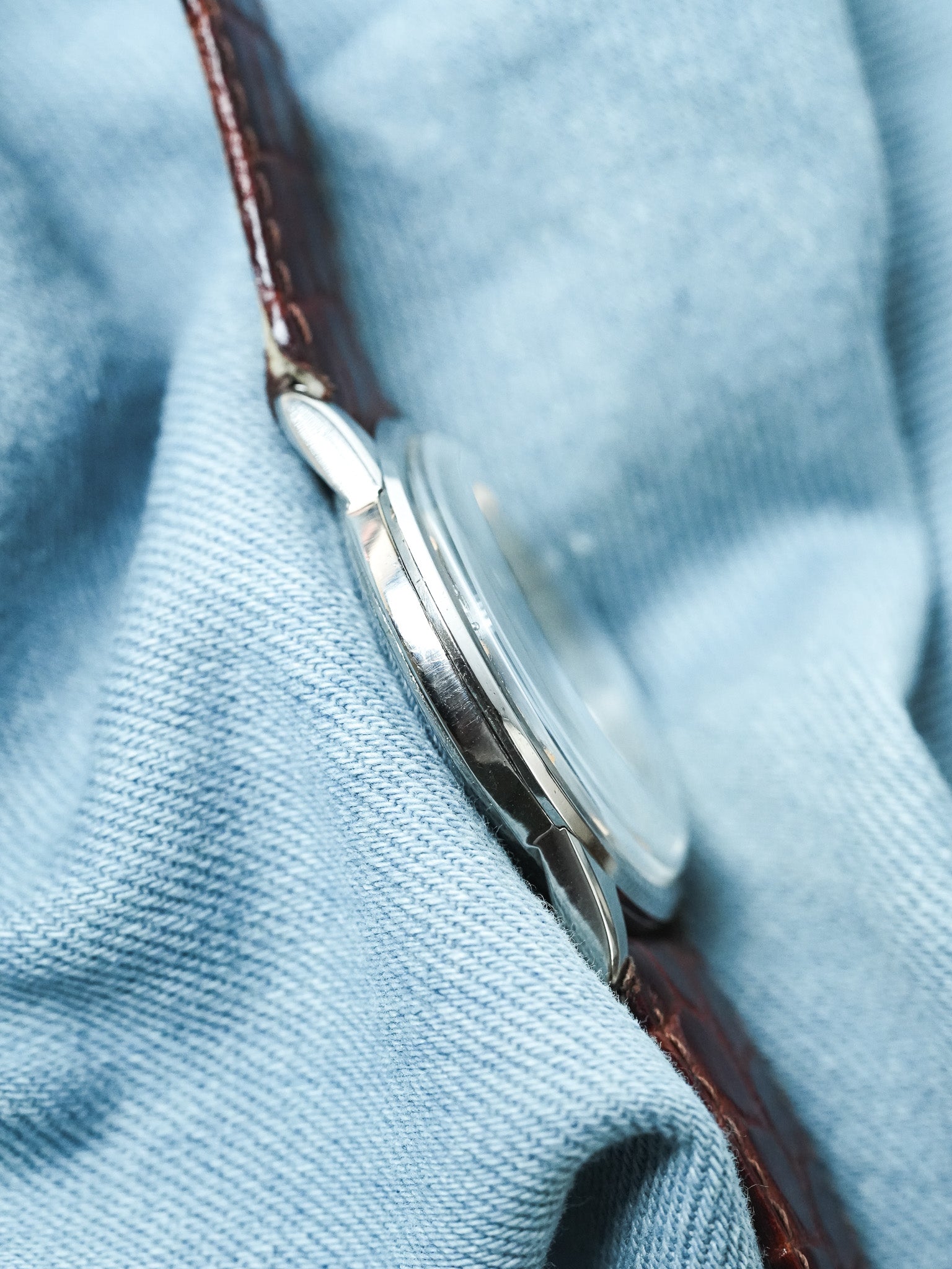 Omega - Genève 2748-3 Acier Patine Ivoire - 1954