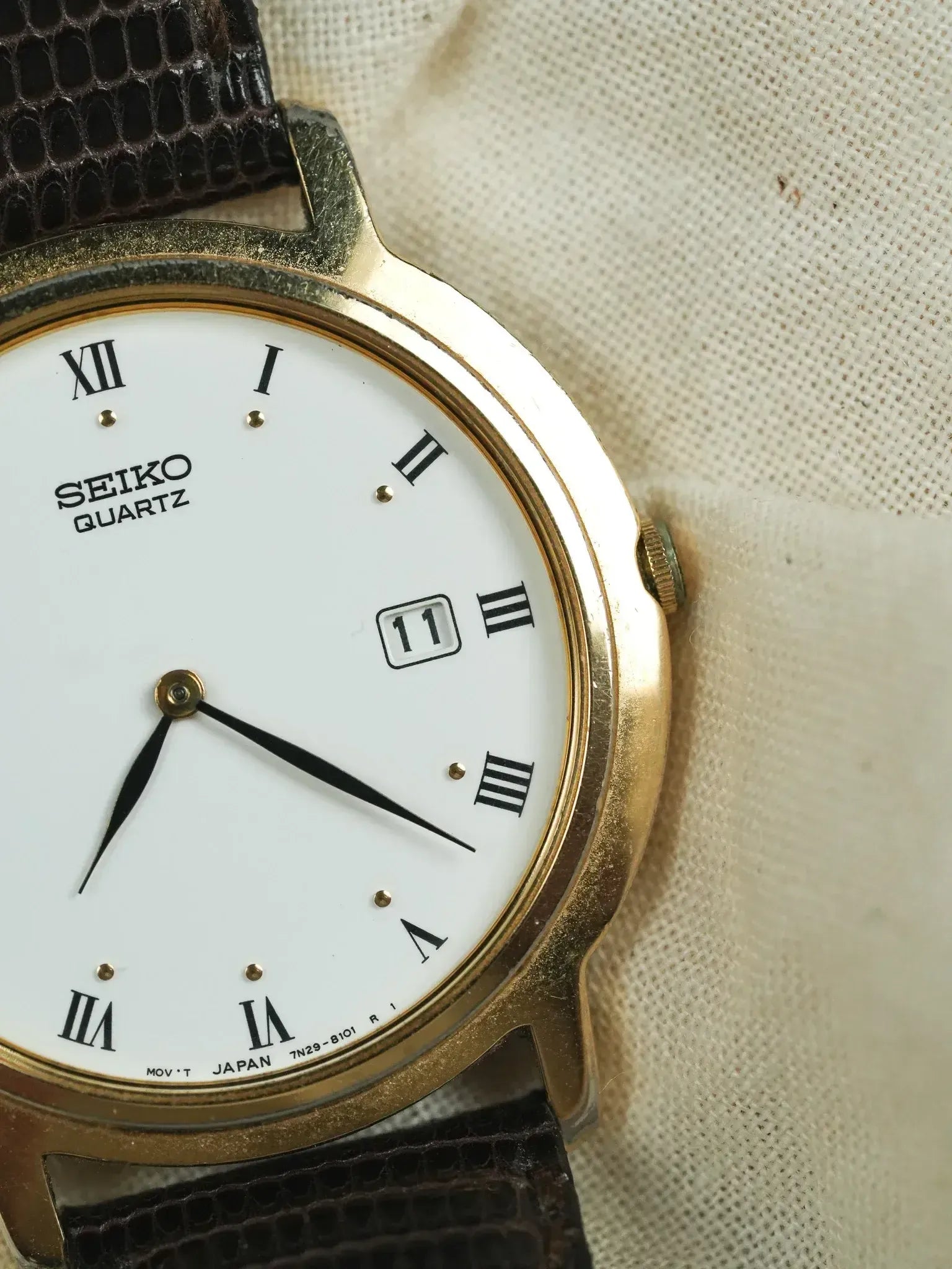 Seiko - Reloj de Vestir Fecha Chapado en Oro Índice Romano - 2002