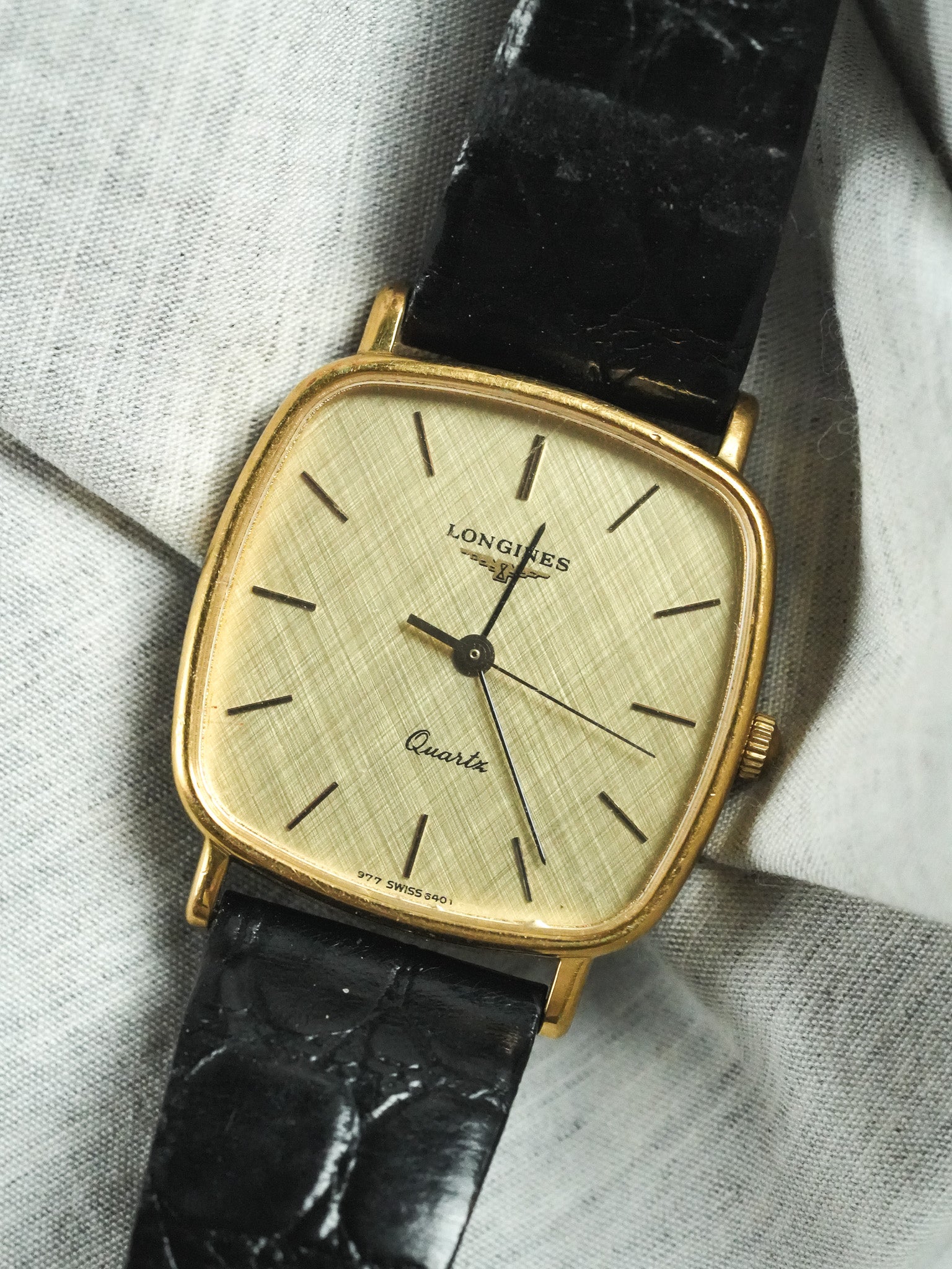 Longines - Cuscino Oro Quadrante lino tutto originale - 1980s
