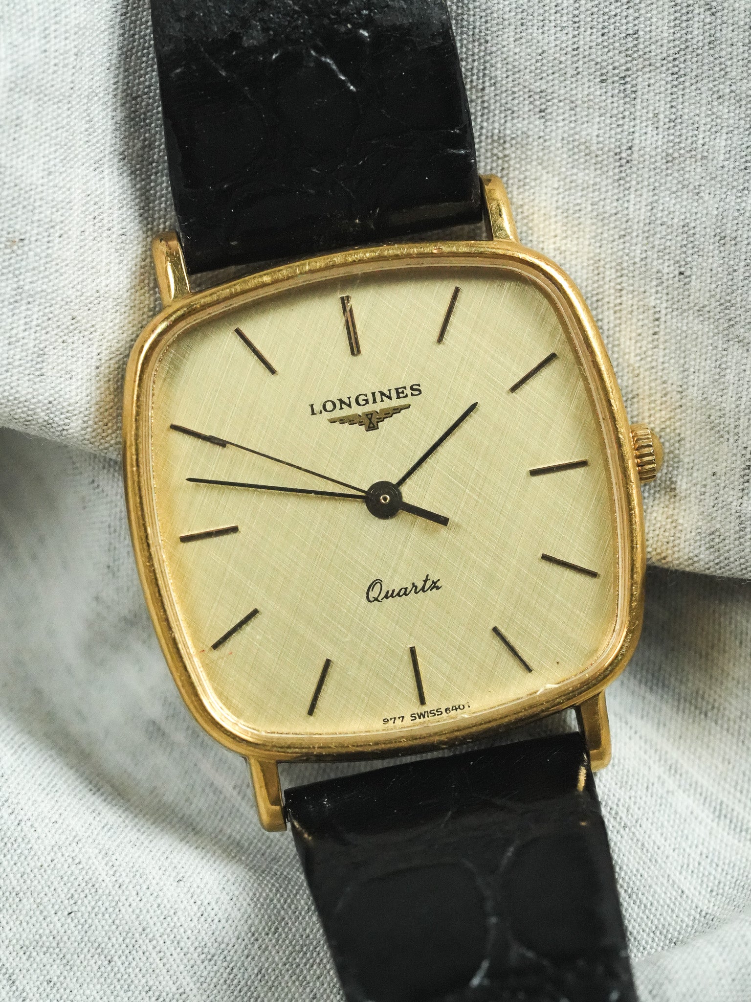 Longines - Cuscino Oro Quadrante lino tutto originale - 1980s