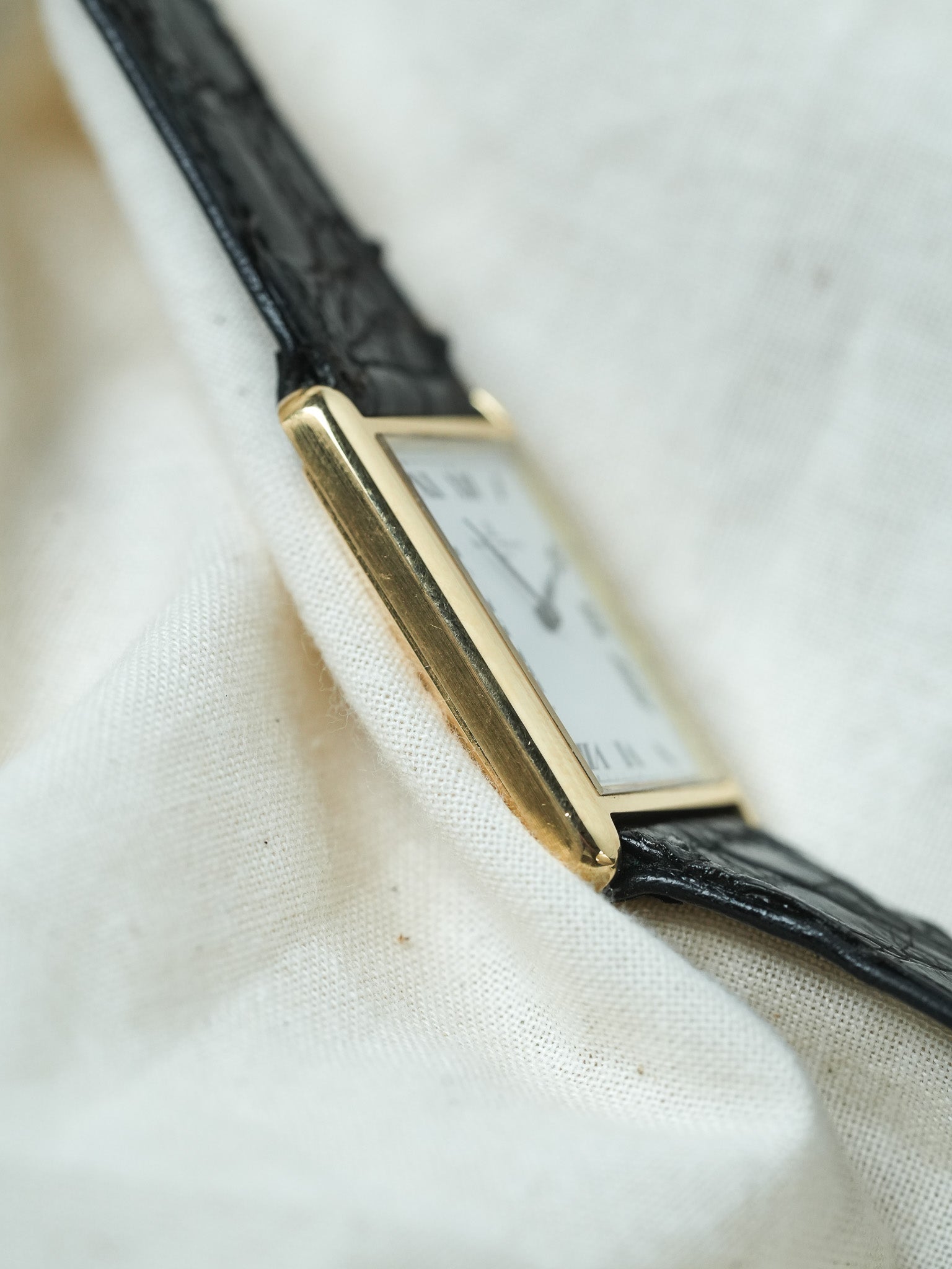 Baume & Mercier - 37059 Tank Or jaune 18k - boite - 1970s - GOPAK