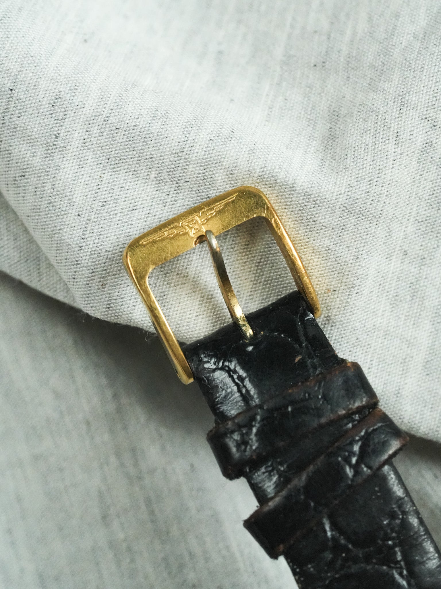 Longines - Cuscino Oro Quadrante lino tutto originale - 1980s