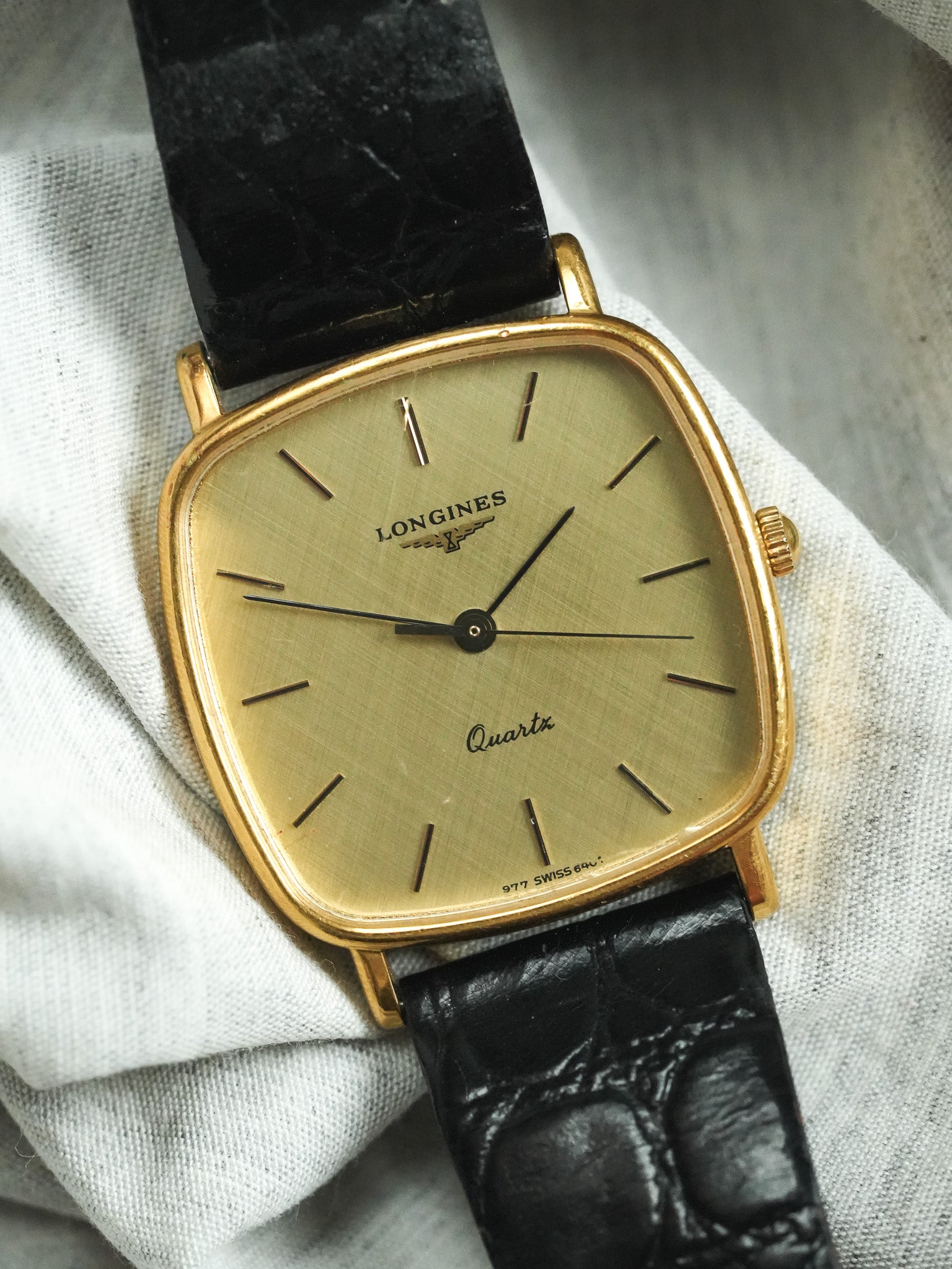 Longines - Cuscino Oro Quadrante lino tutto originale - 1980s