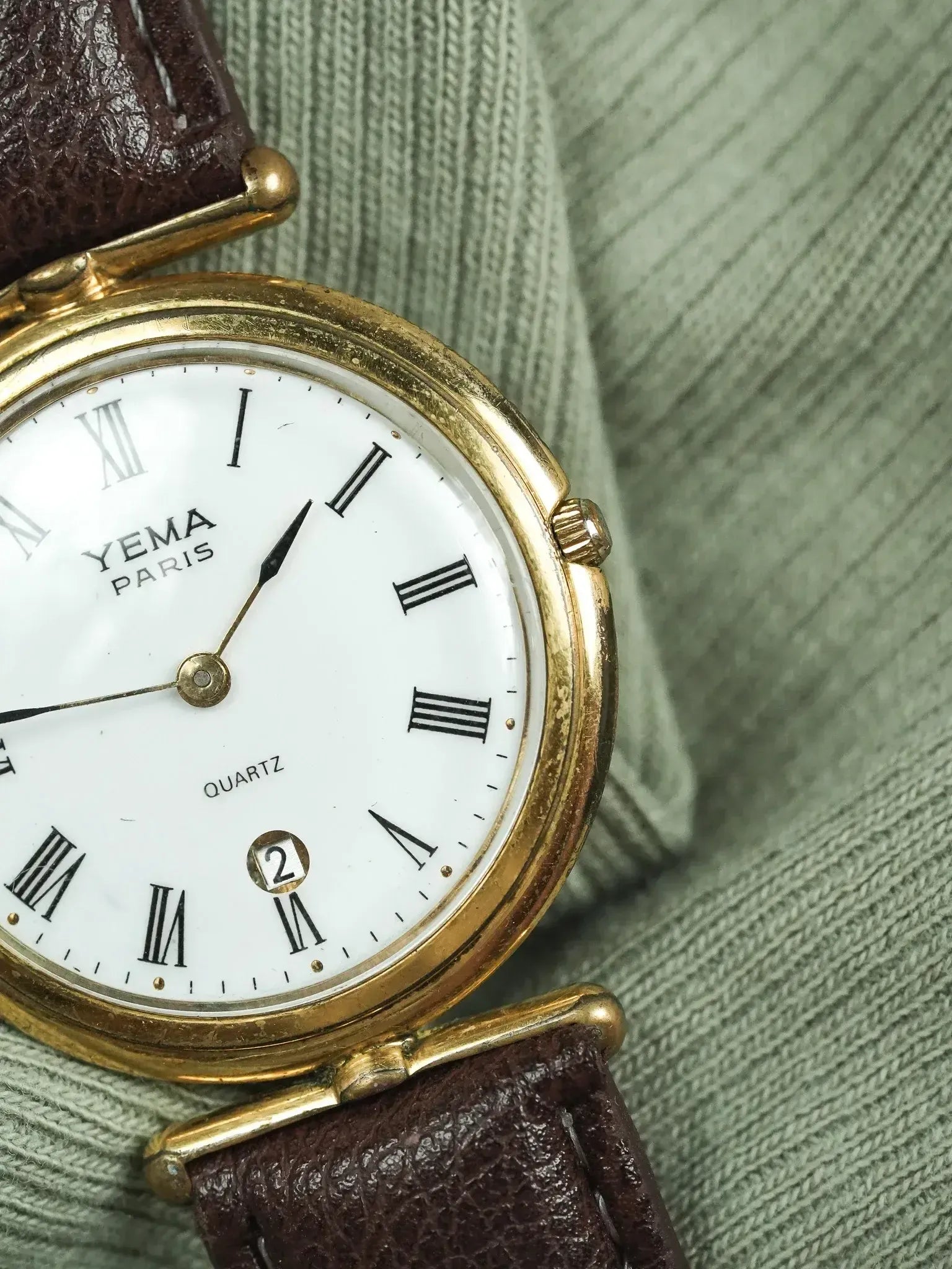 Yema - Cornes Centrales Boitier Plaqué or Romain - 1990s