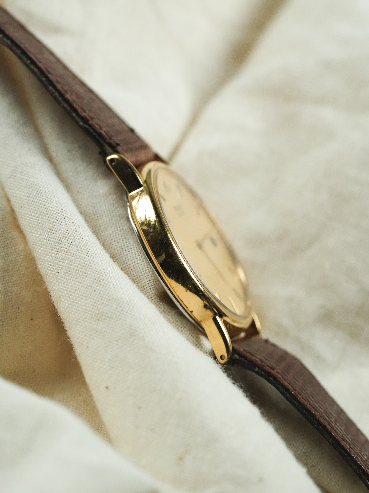 Seiko - Montre habillée Ronde Or Date - 1991