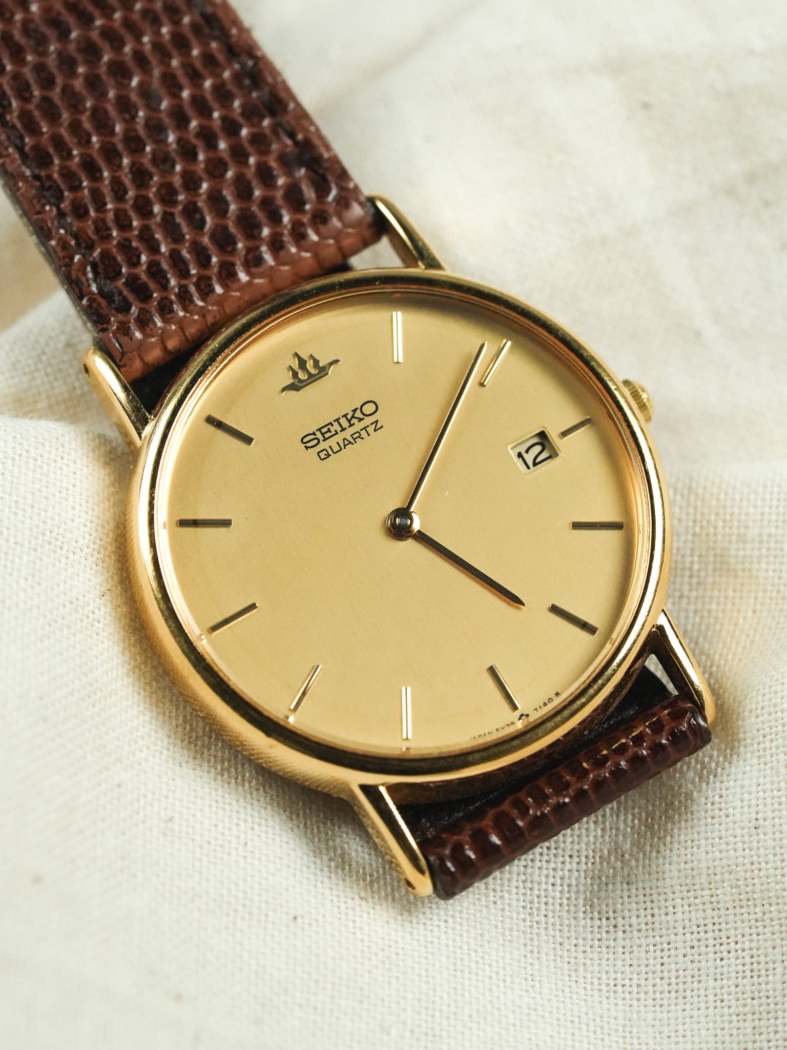 Seiko - Montre habillée Ronde Or Date - 1991