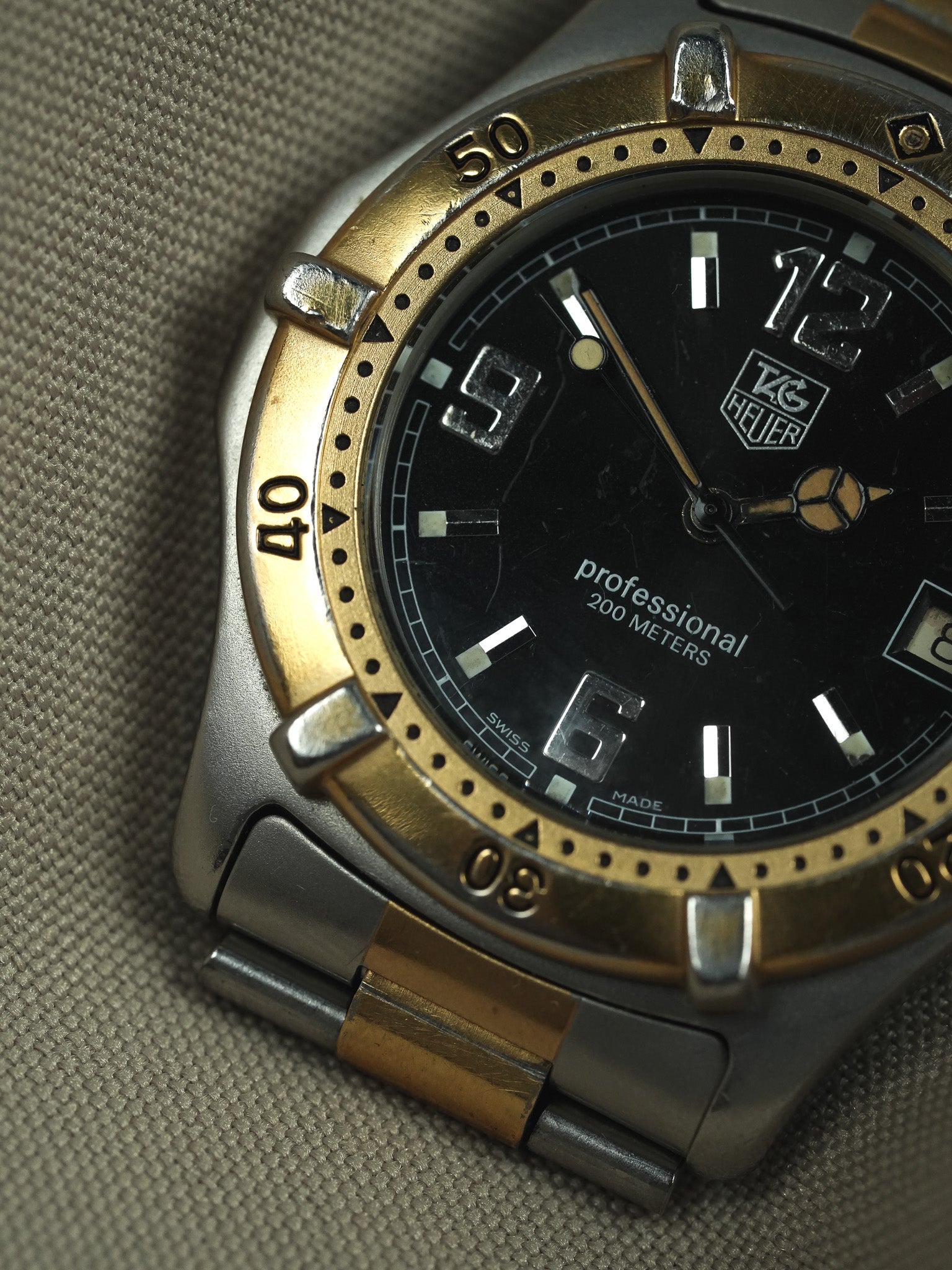 Tag Heuer - Professionale 2000 39mm Acciaio Oro Quadrante nero - 1990s