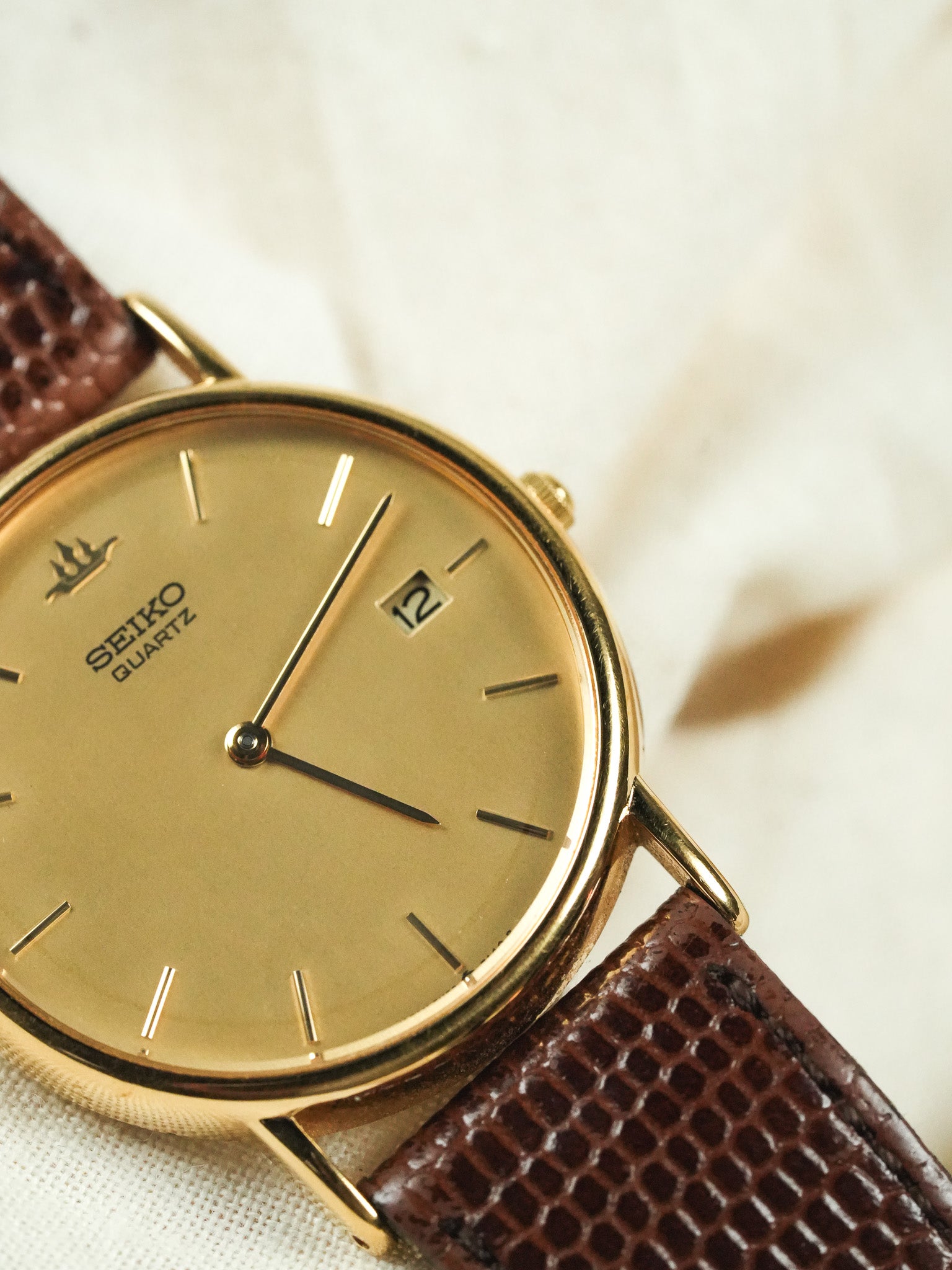 Seiko - Montre habillée Ronde Or Date - 1991