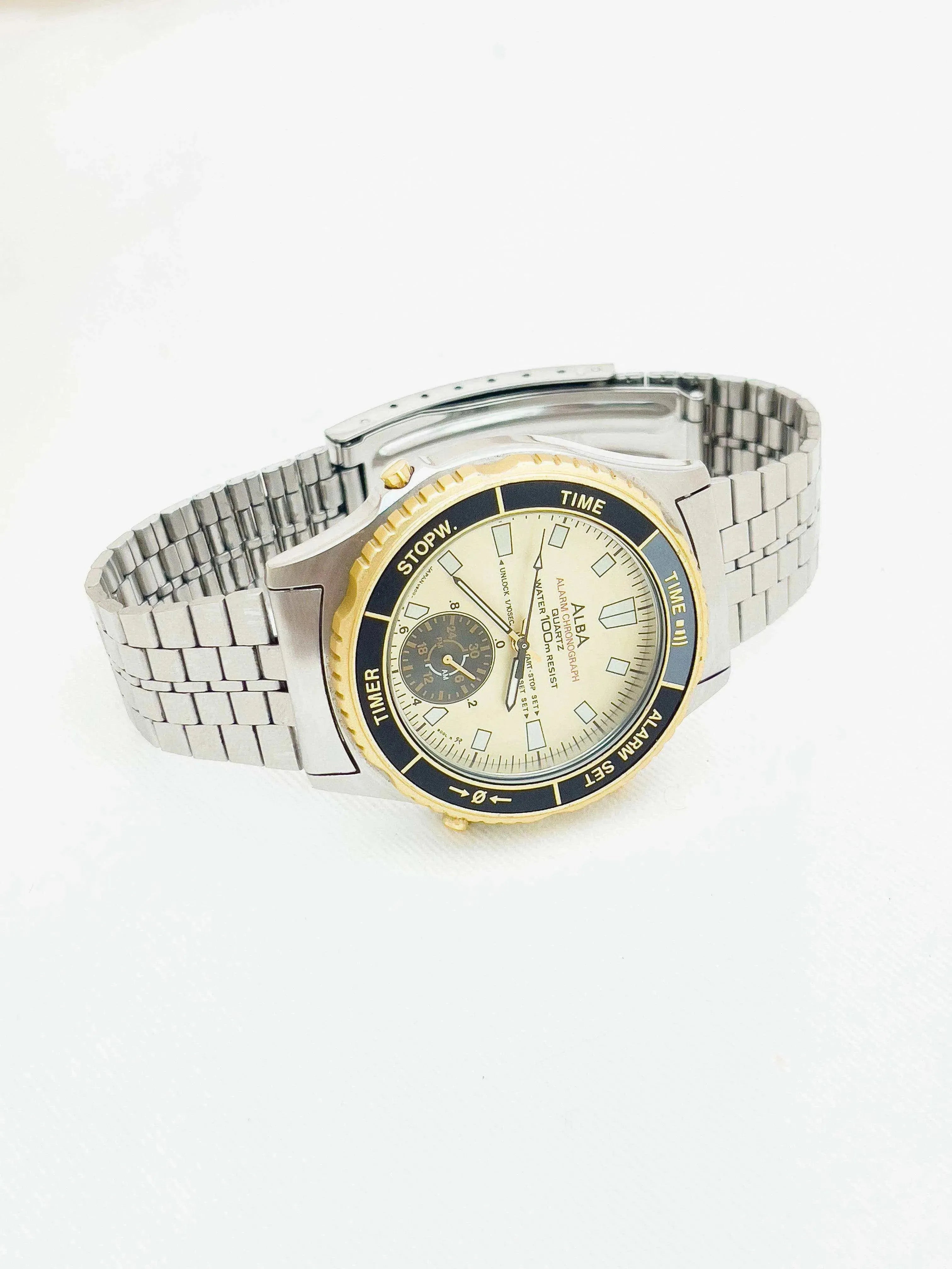 Alba by Seiko - Alarm Chronograph Quartz - 1986 - Atelier Victor Paris - Vintage Watch Shop Dubai