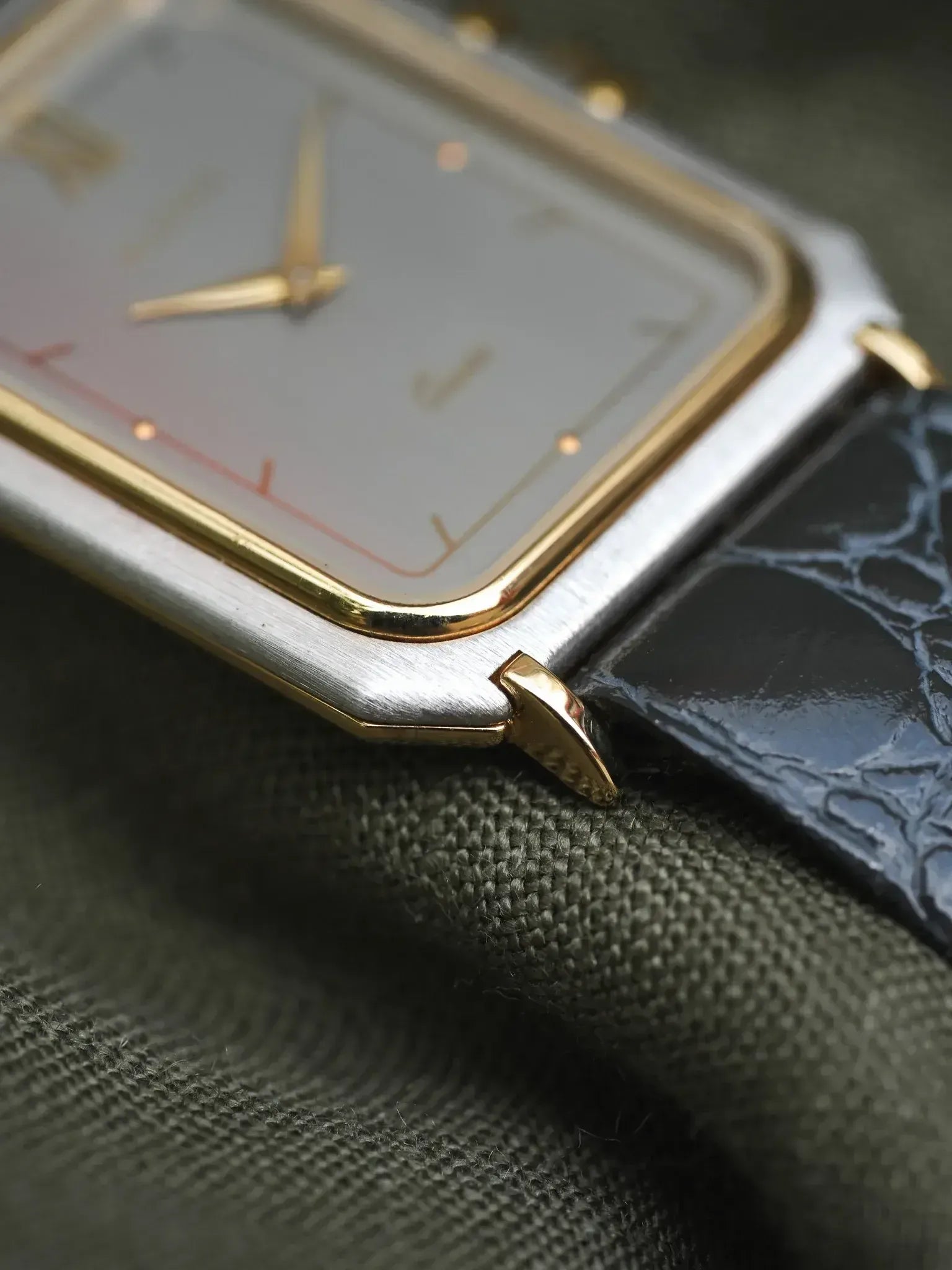 Alexia - Tank Acier Plaqué or Slim - NOS - 1980s - Atelier Victor