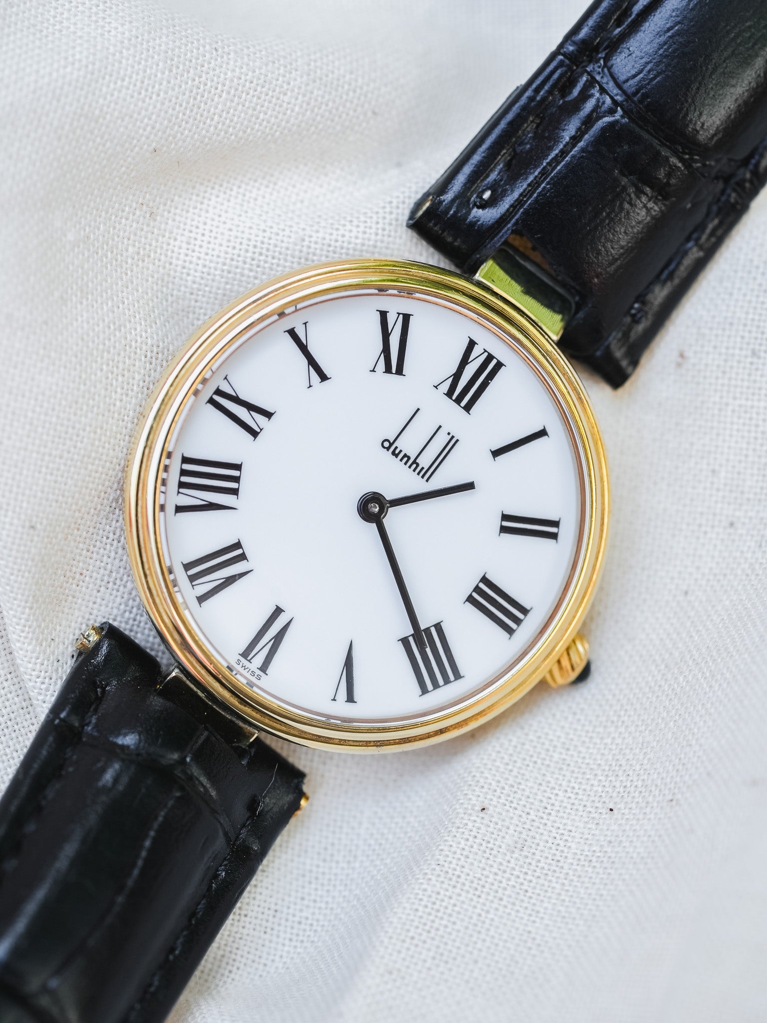Alfred Dunhill - Ronde en Argent 925 plaqué or cadran blanc - 1980s - Atelier Victor - Vintage Shop