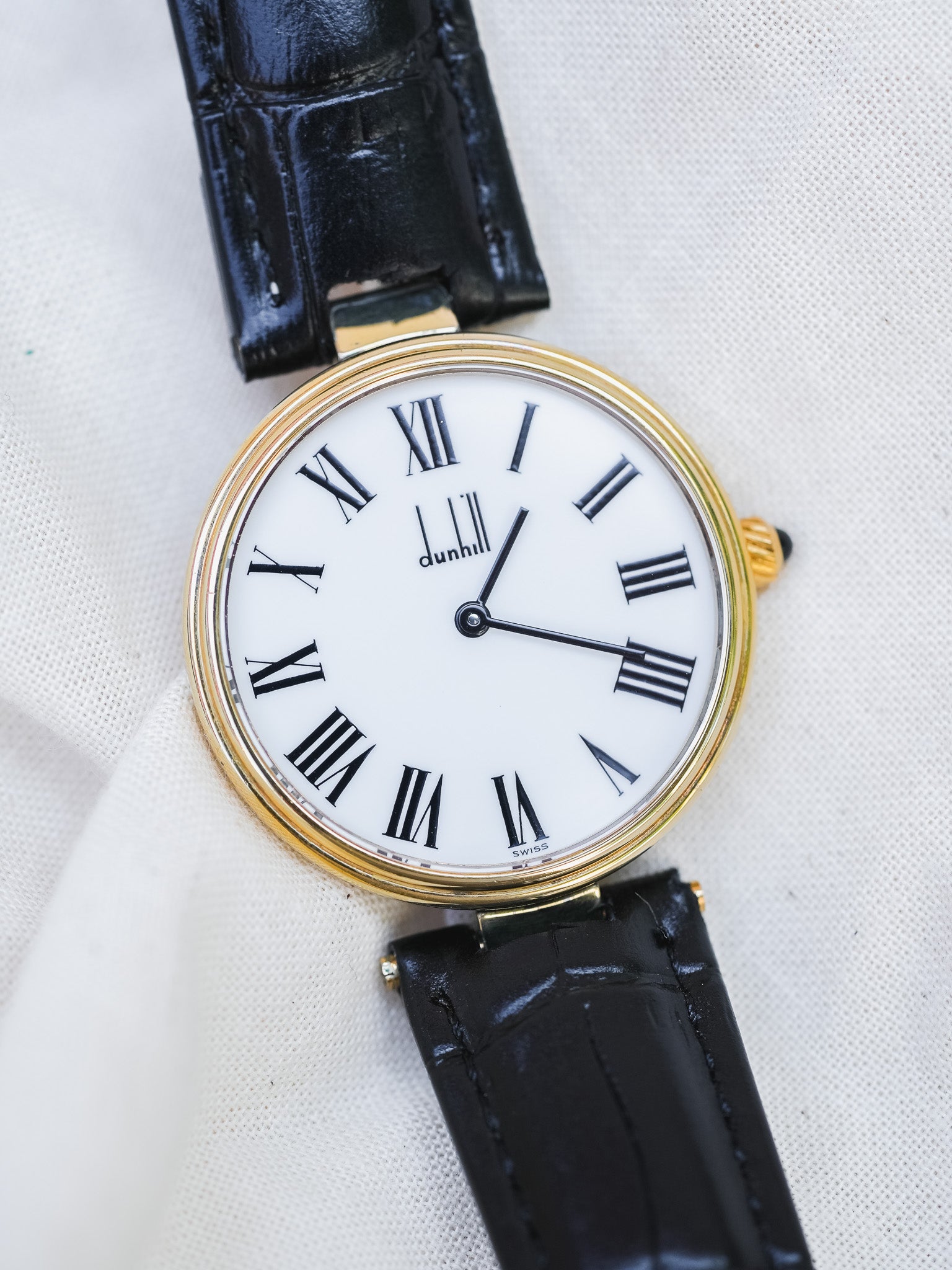 Alfred Dunhill - Ronde en Argent 925 plaqué or cadran blanc - 1980s - Atelier Victor - Vintage Shop