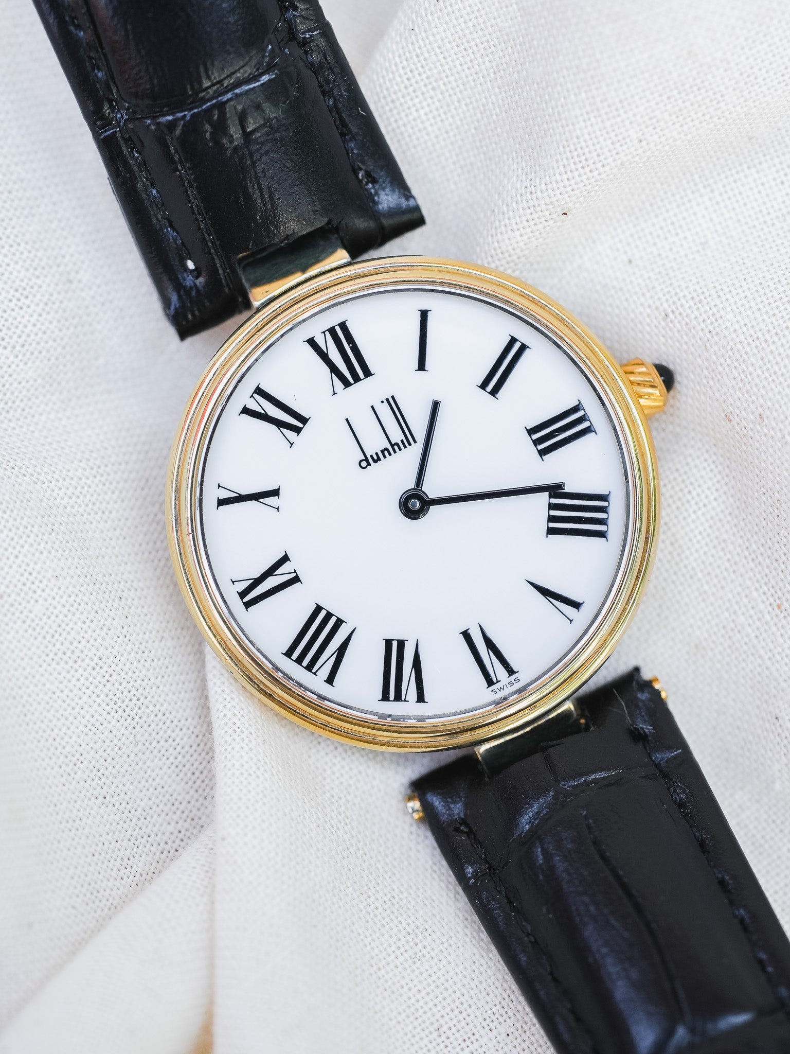 Alfred Dunhill - Ronde en Argent 925 plaqué or cadran blanc - 1980s - Atelier Victor - Vintage Shop