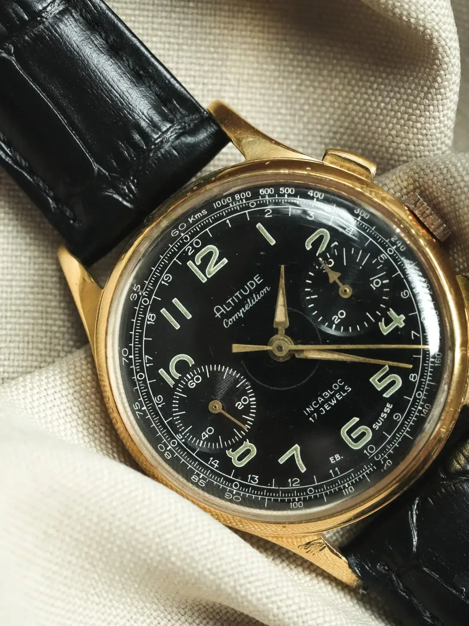 Altitude Competition - Chronographe Venus 188 Noir Or - 1960s - Atelier Victor