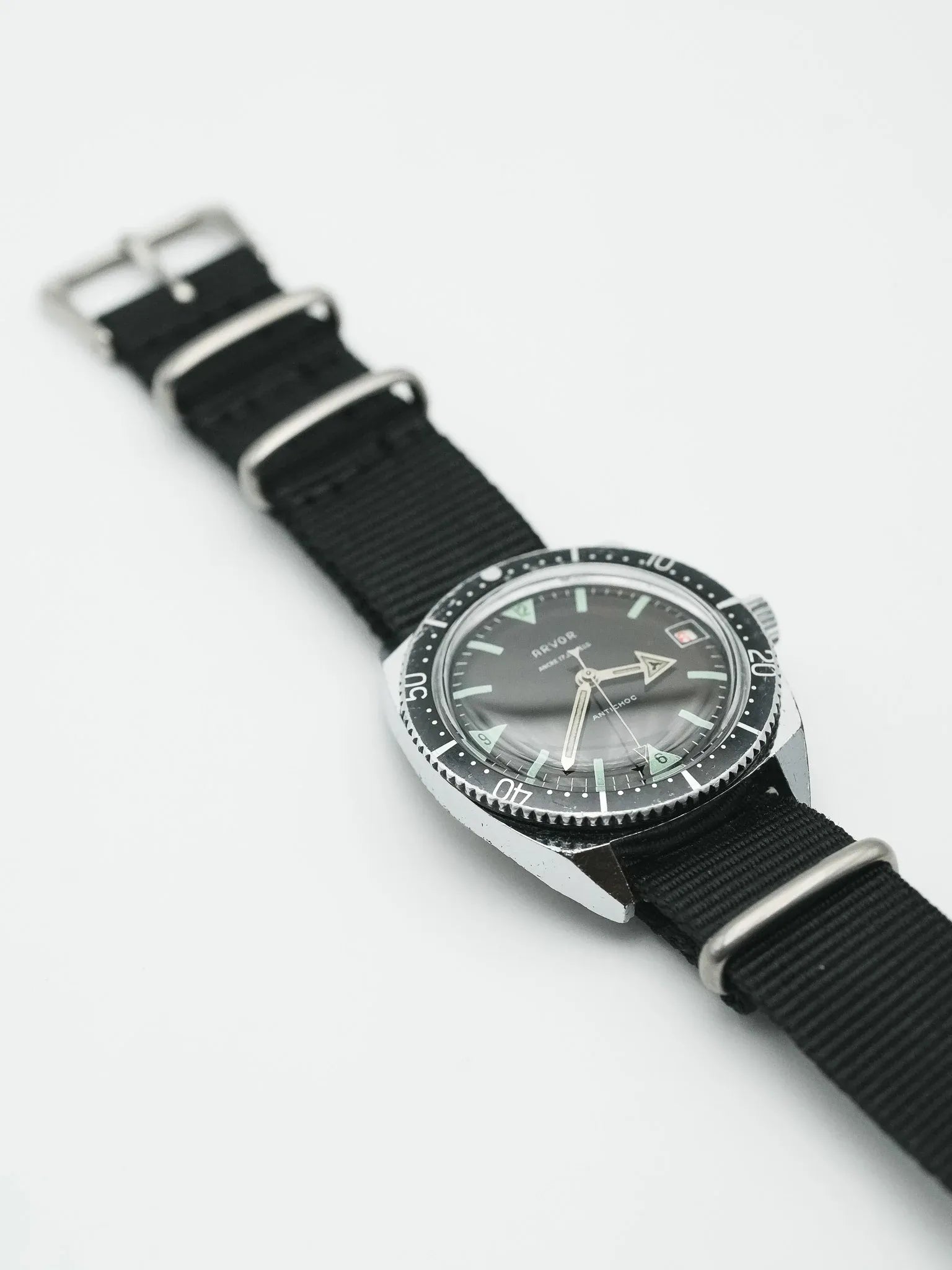 Arvor - Plongeuse Cadran noir - 1960s - Atelier Victor