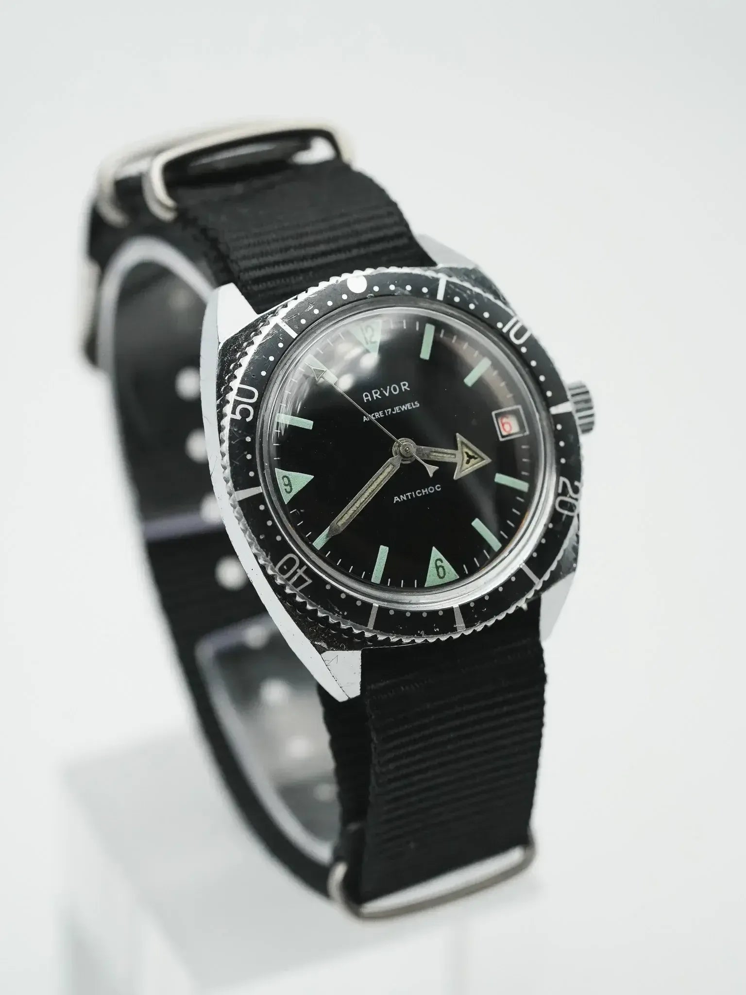 Arvor - Plongeuse Cadran noir - 1960s - Atelier Victor