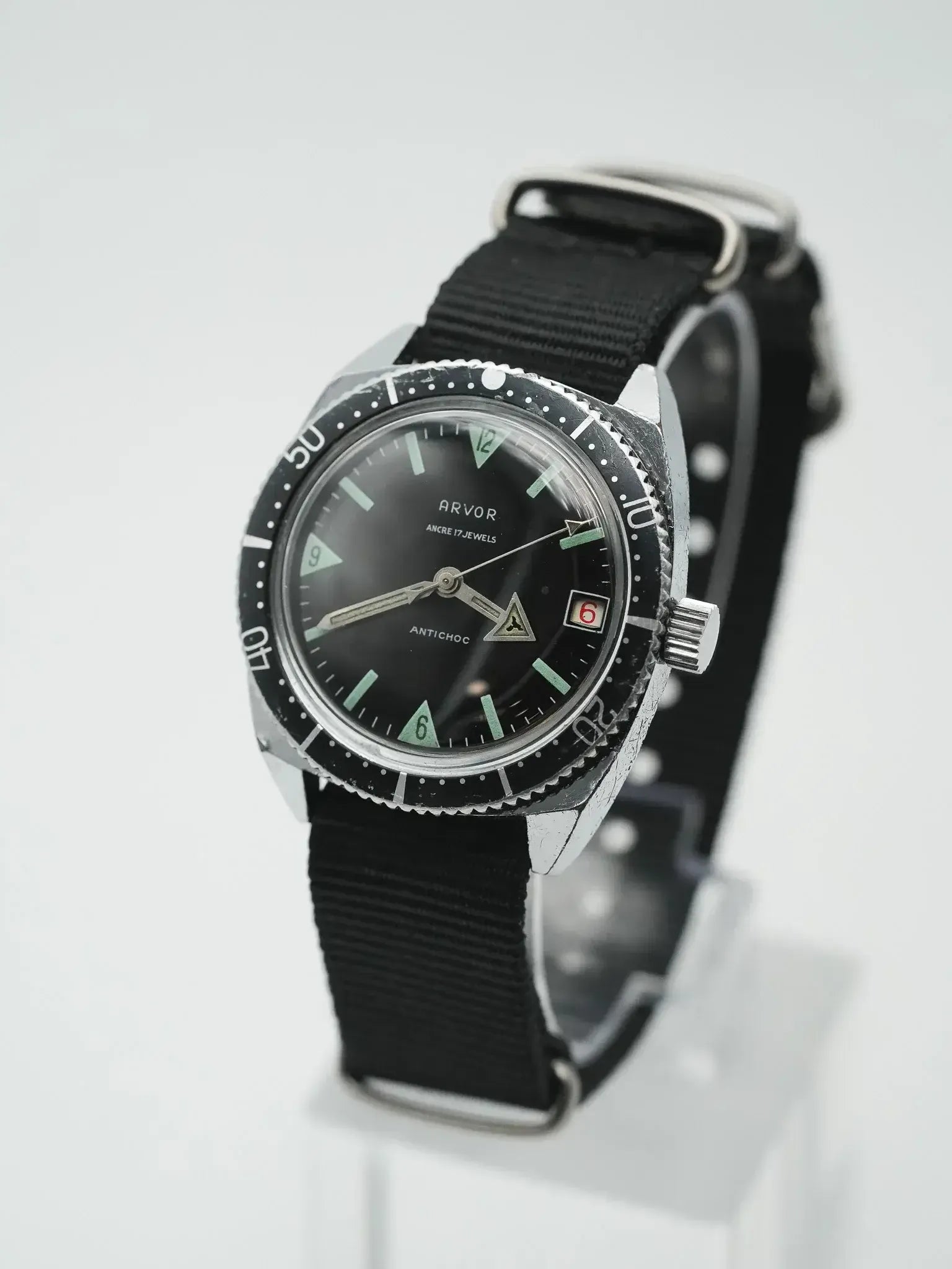 Arvor - Plongeuse Cadran noir - 1960s - Atelier Victor