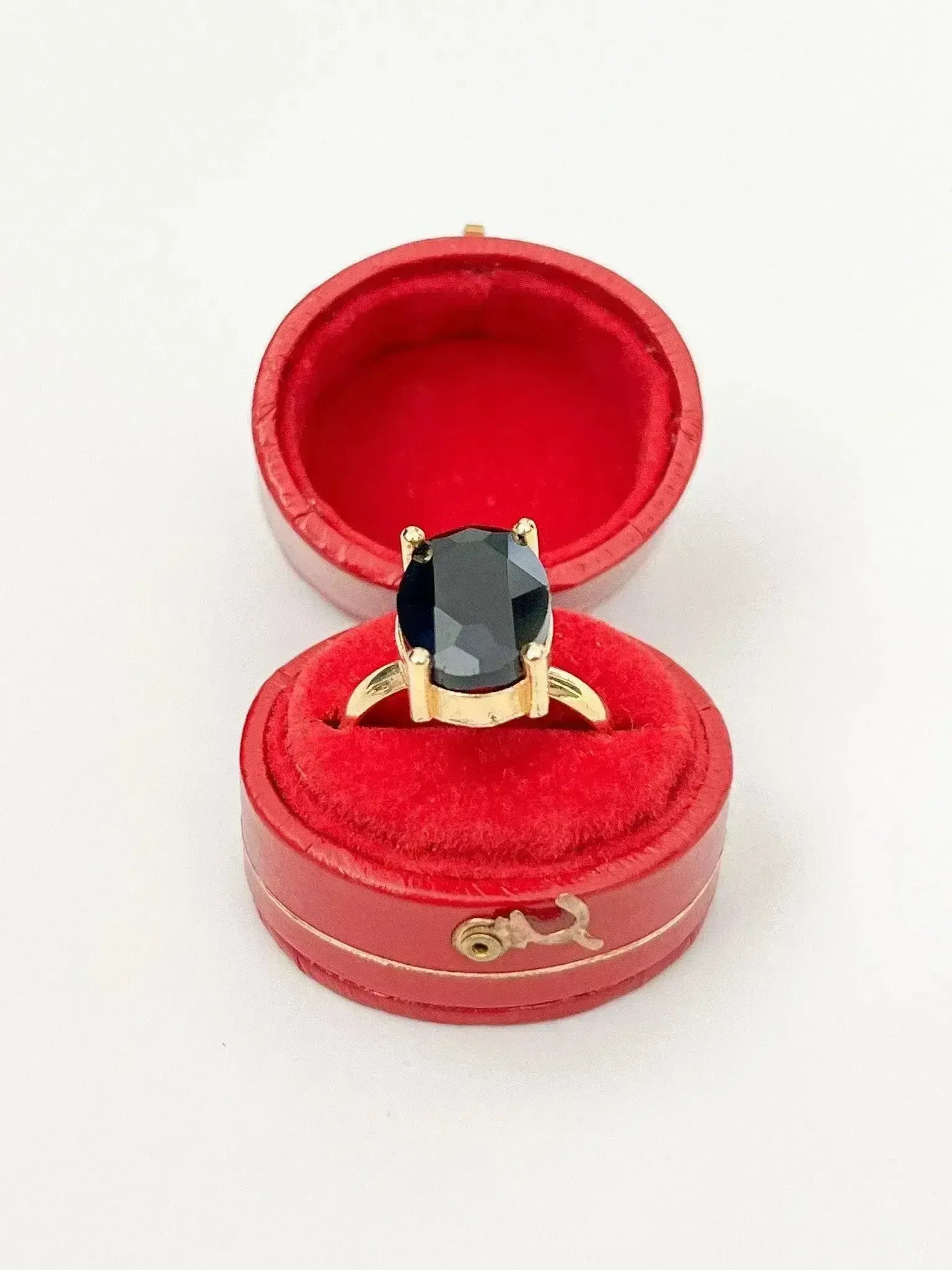 Ring - Oval Onyx Gold Plated