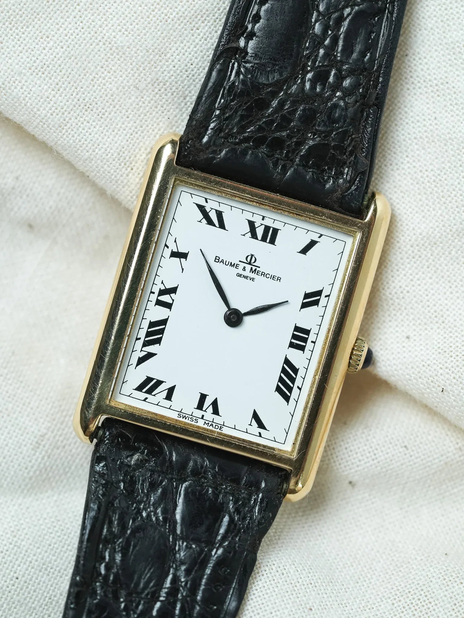 Baume & Mercier - 37059 Tank Or jaune 18k - boite - 1970s - Atelier Victor - Vintage Shop