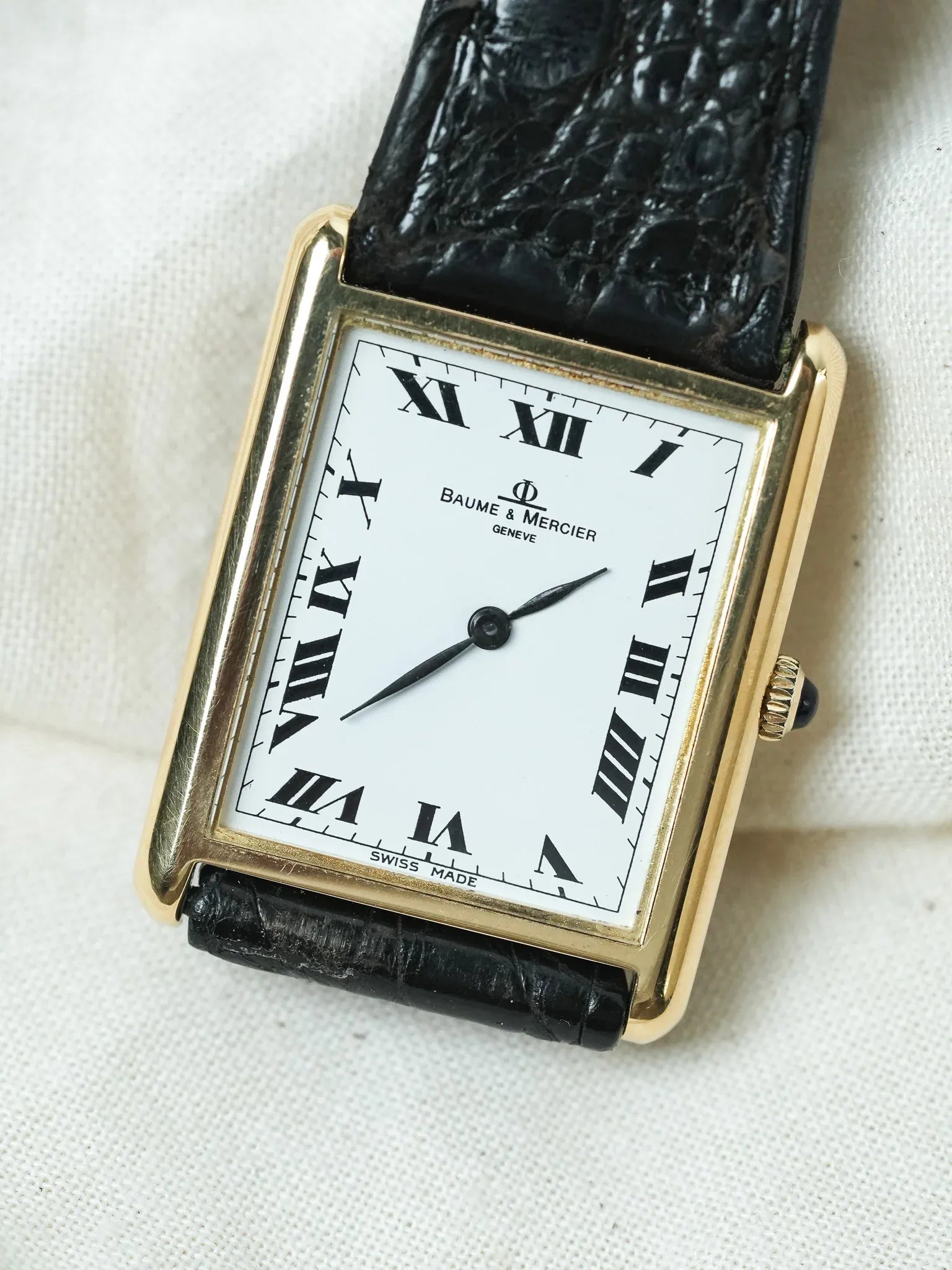 Baume & Mercier - 37059 Tank Or jaune 18k - boite - 1970s - Atelier Victor - Vintage Shop