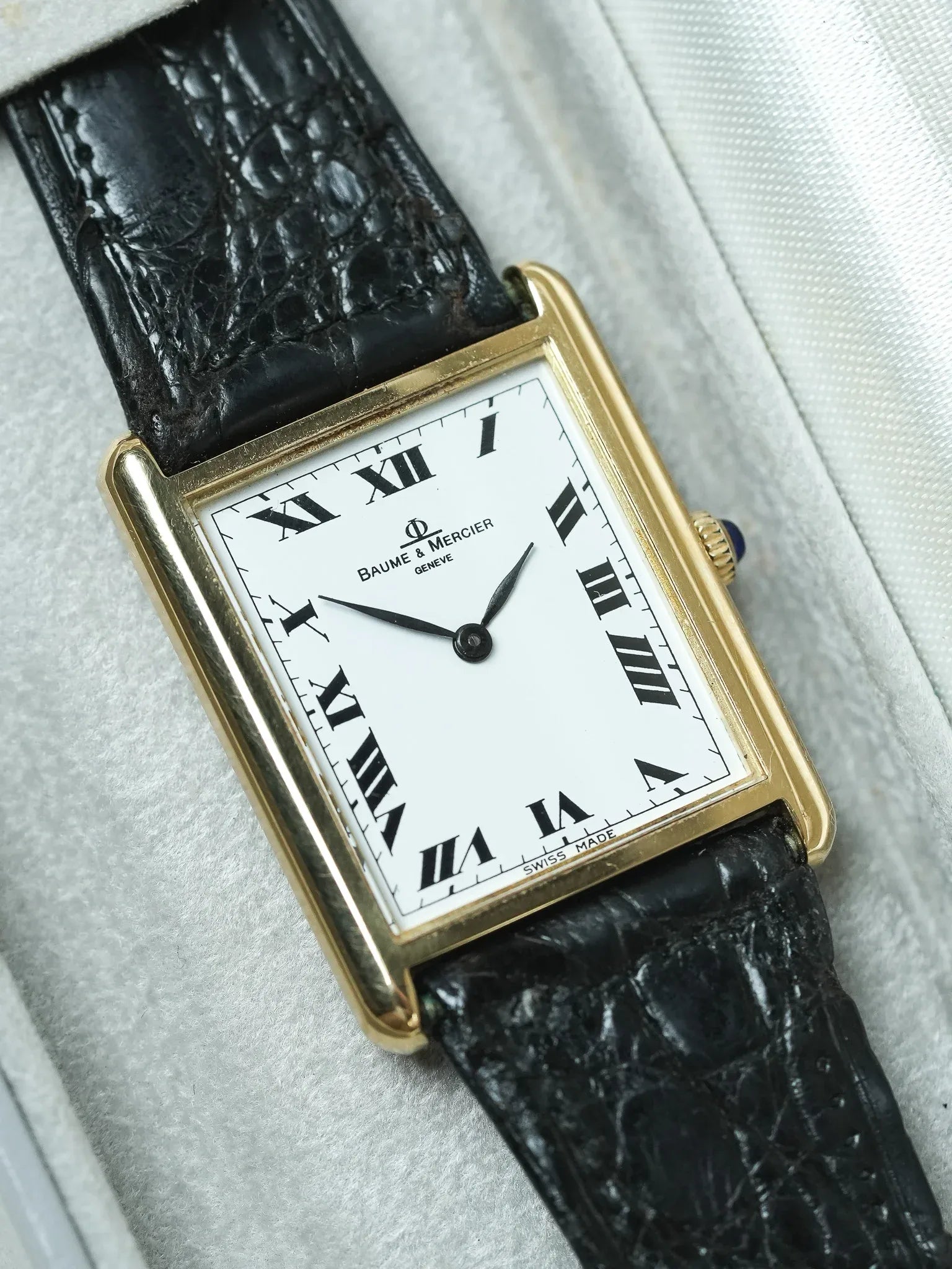 Baume & Mercier - 37059 Tank Or jaune 18k - boite - 1970s - Atelier Victor - Vintage Shop