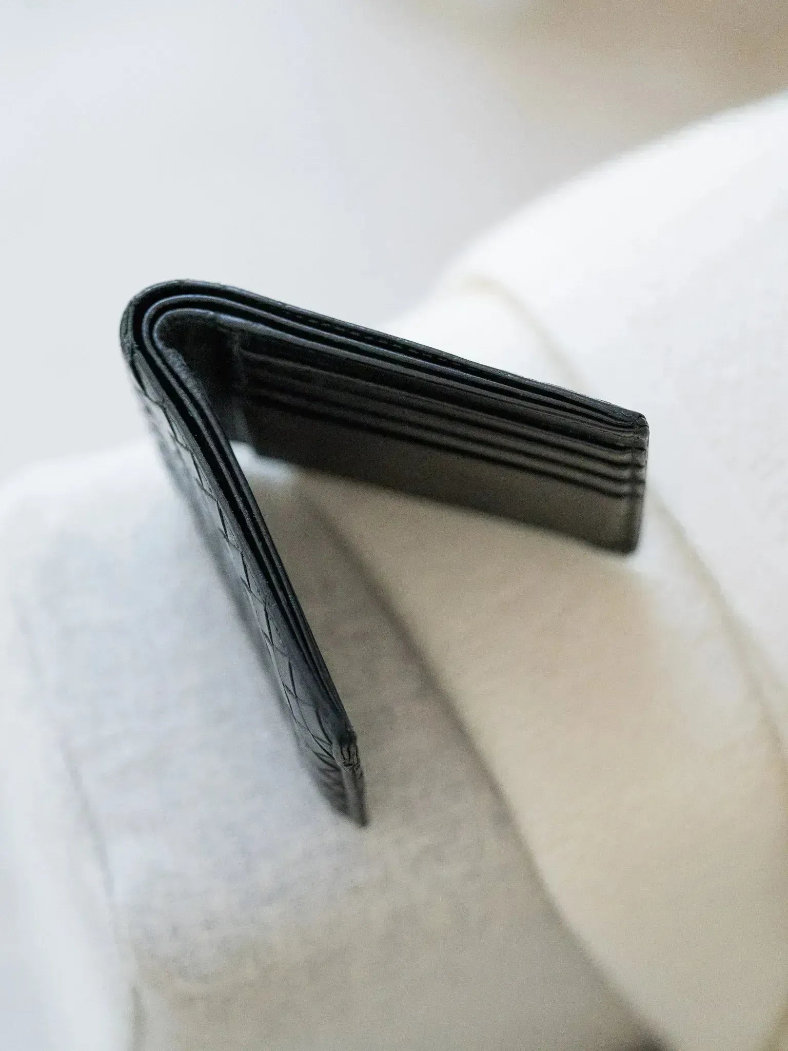 Bottega Veneta - Portefeuille Cuir Noir - Atelier Victor