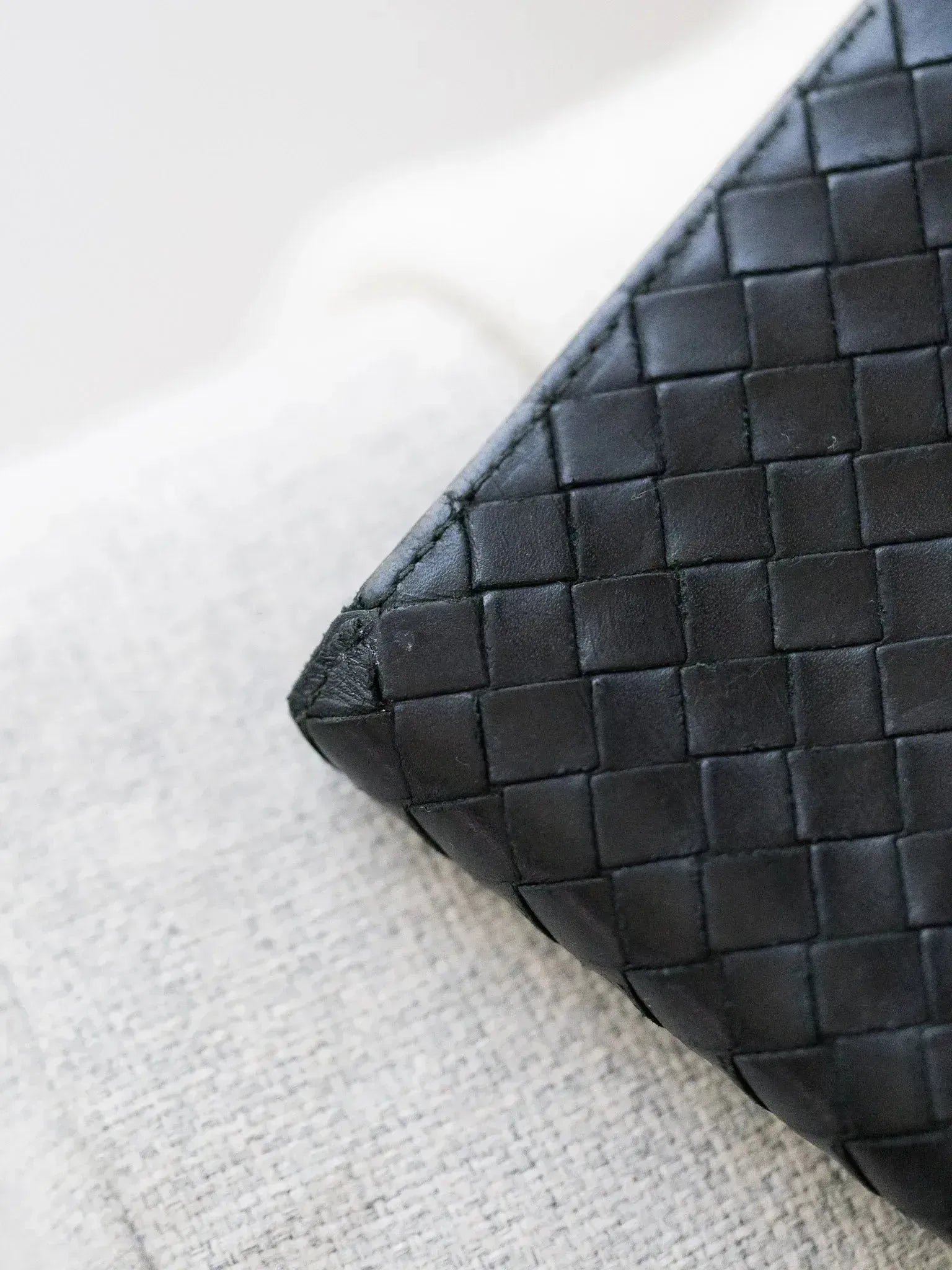 Bottega Veneta - Portefeuille Cuir Noir - Atelier Victor