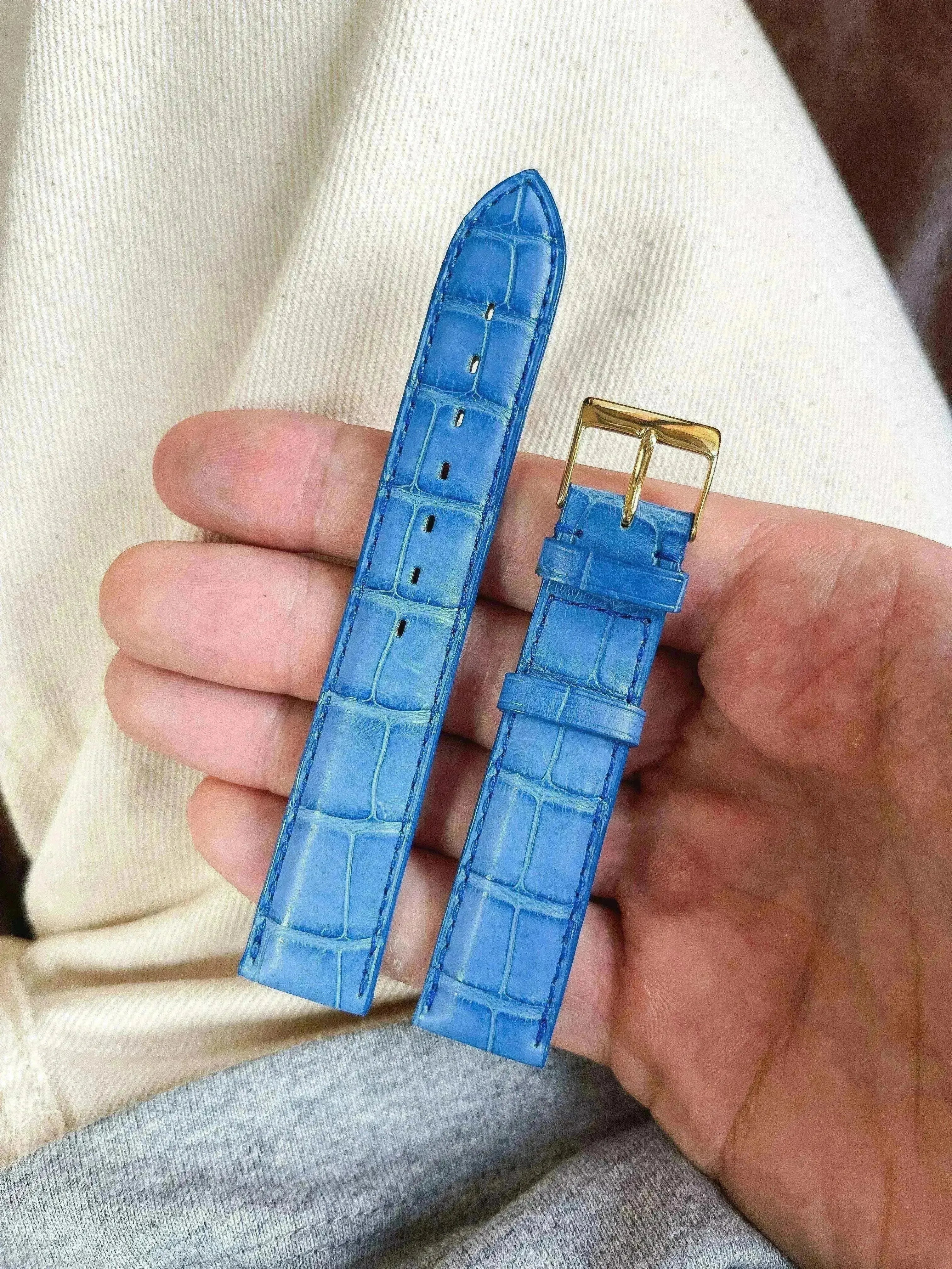 Bracelet de montre vintage bleu ciel - cuir alligator - Atelier Victor