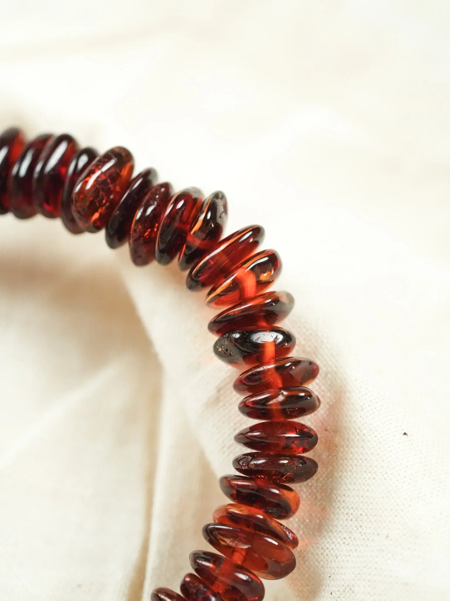 Bracelet en Ambre Baltique naturel - Plaques Large Cognac - Atelier Victor