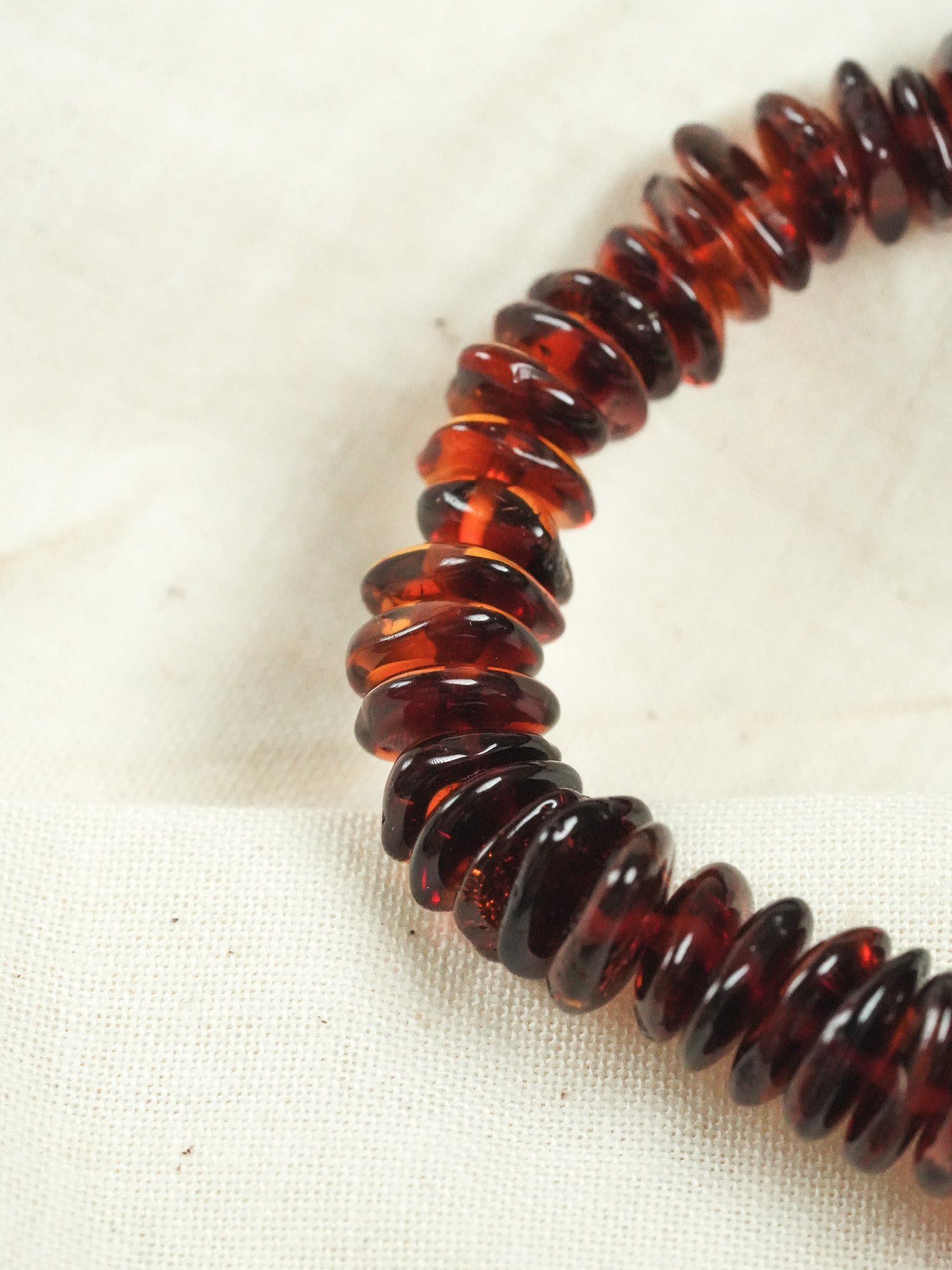 Bracelet en Ambre Baltique naturel - Plaques Large Cognac - Atelier Victor - Vintage Shop