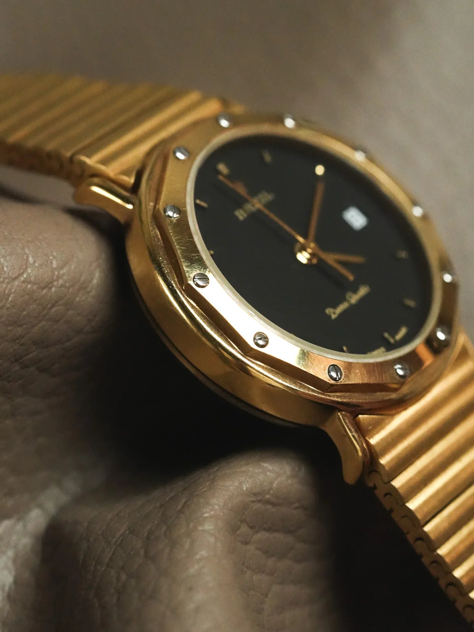 Breil - Or intégrale lunette vissée cadran noir - Neuve de stock - 1990s - Atelier Victor