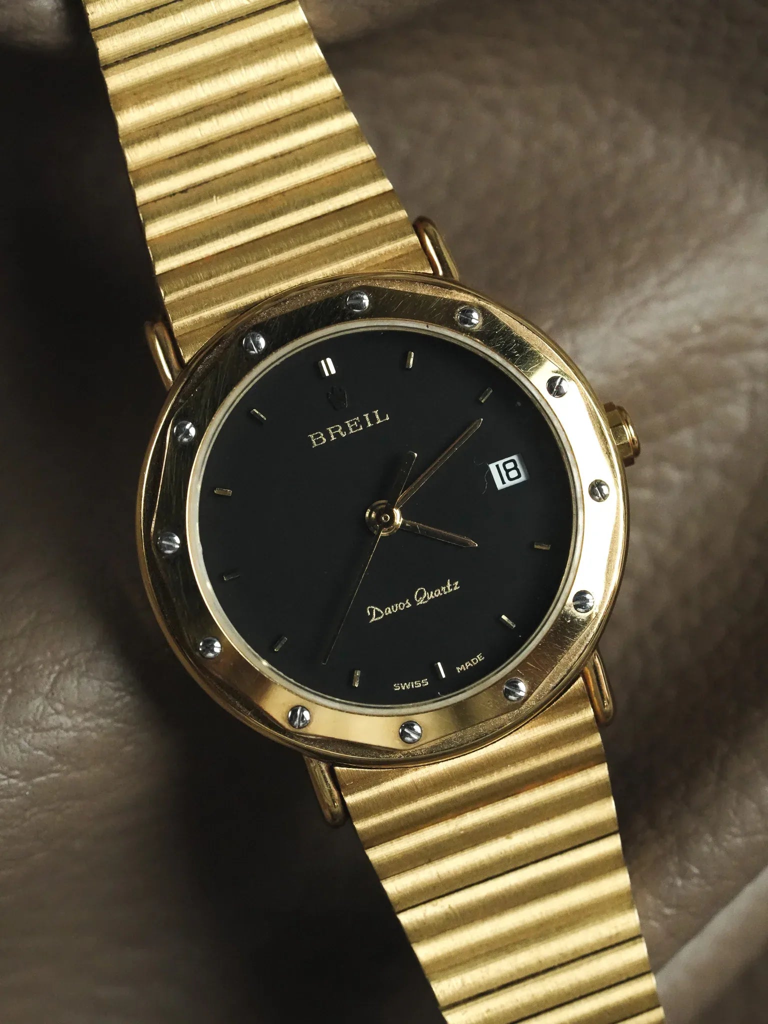 Breil - Or intégrale lunette vissée cadran noir - Neuve de stock - 1990s - Atelier Victor