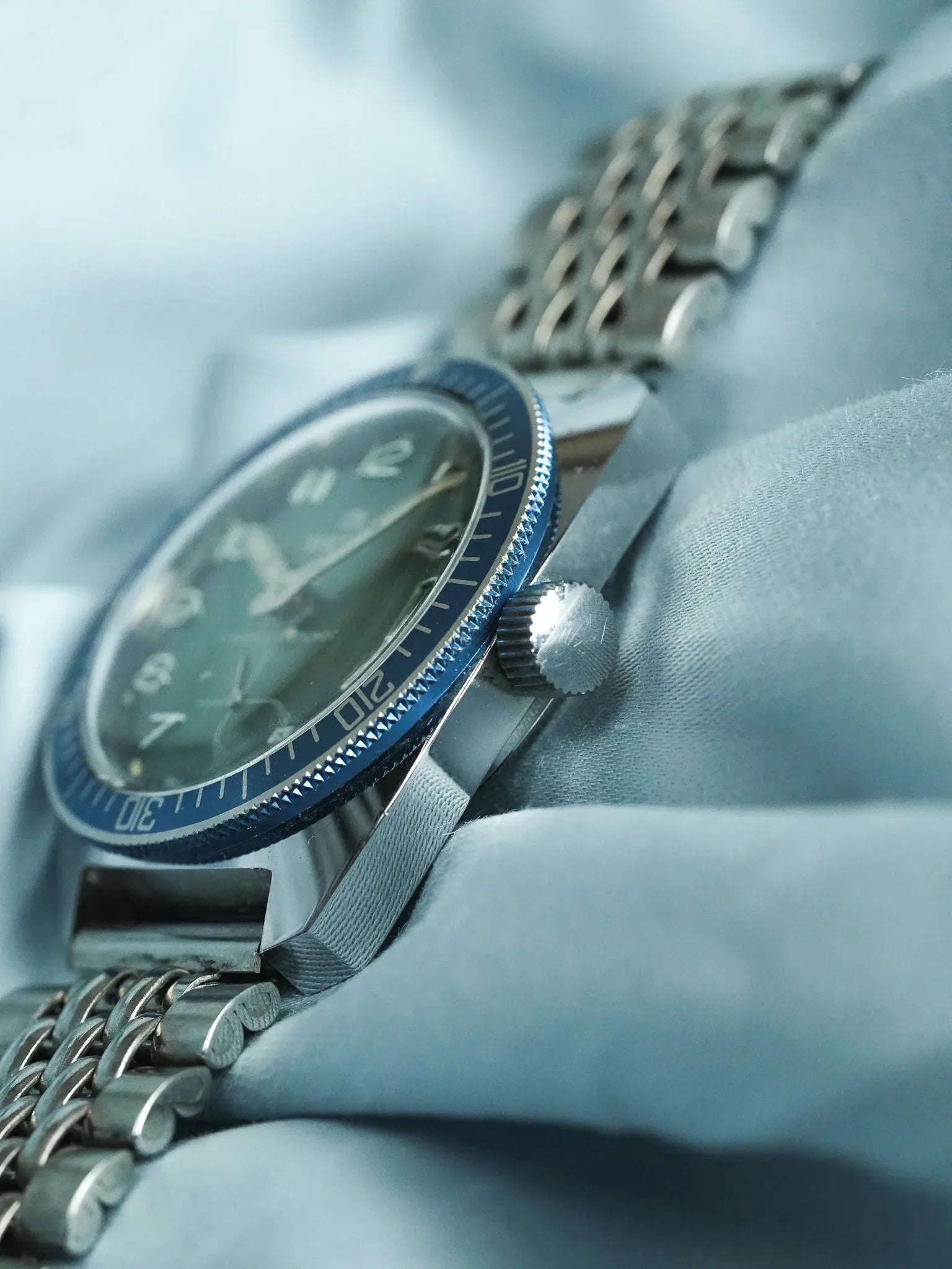 Breil - Plongeuse cadran vert lunette bleu - 1960s - Atelier Victor