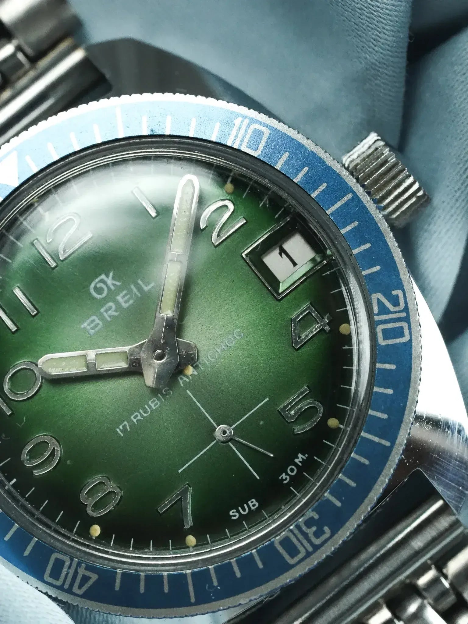 Breil - Plongeuse cadran vert lunette bleu - 1960s - Atelier Victor