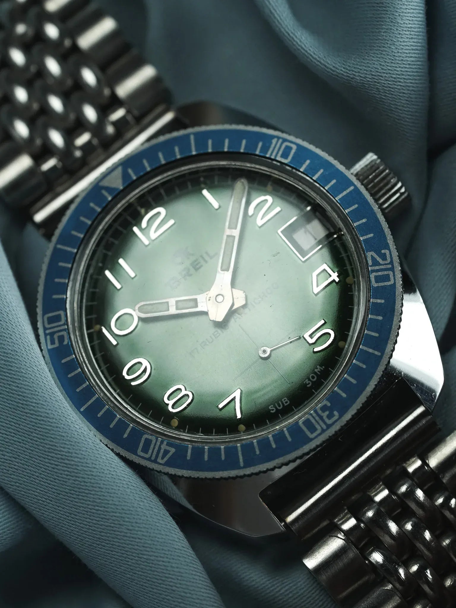 Breil - Plongeuse cadran vert lunette bleu - 1960s - Atelier Victor