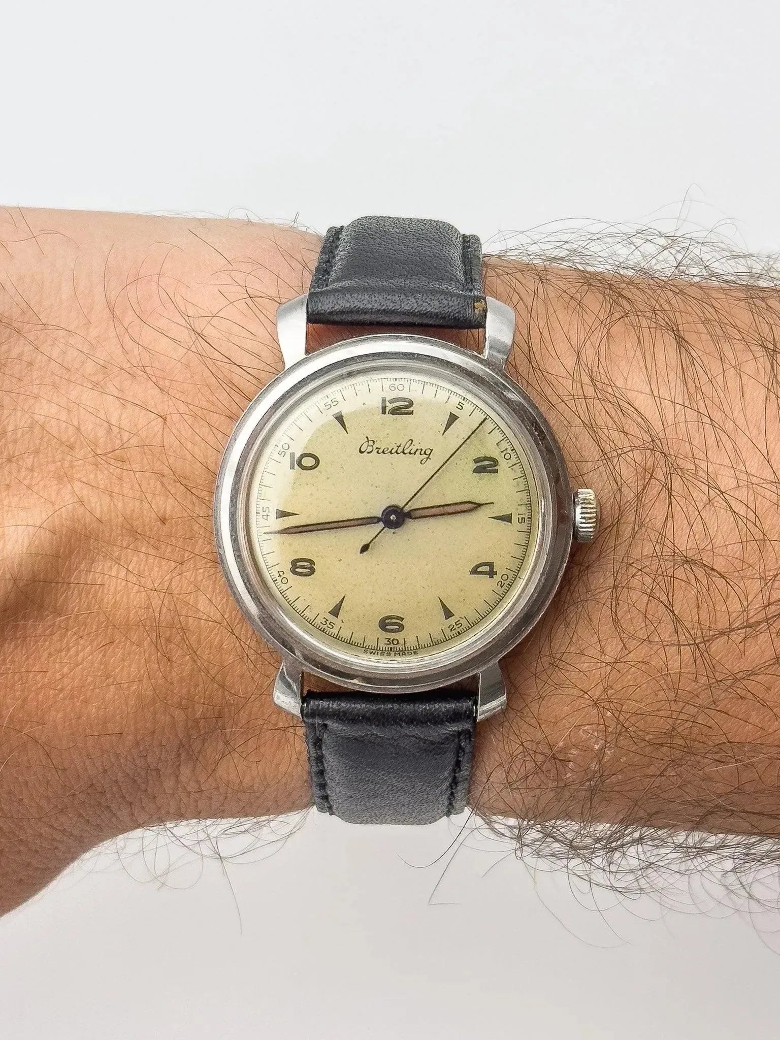 Breitling - Patine Tear Drop - 1950s - Atelier Victor