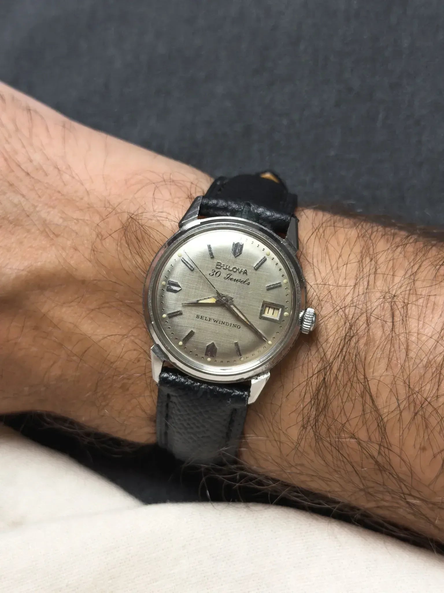 Bulova - Cadran Lin Date Automatique - 1966 - Atelier Victor