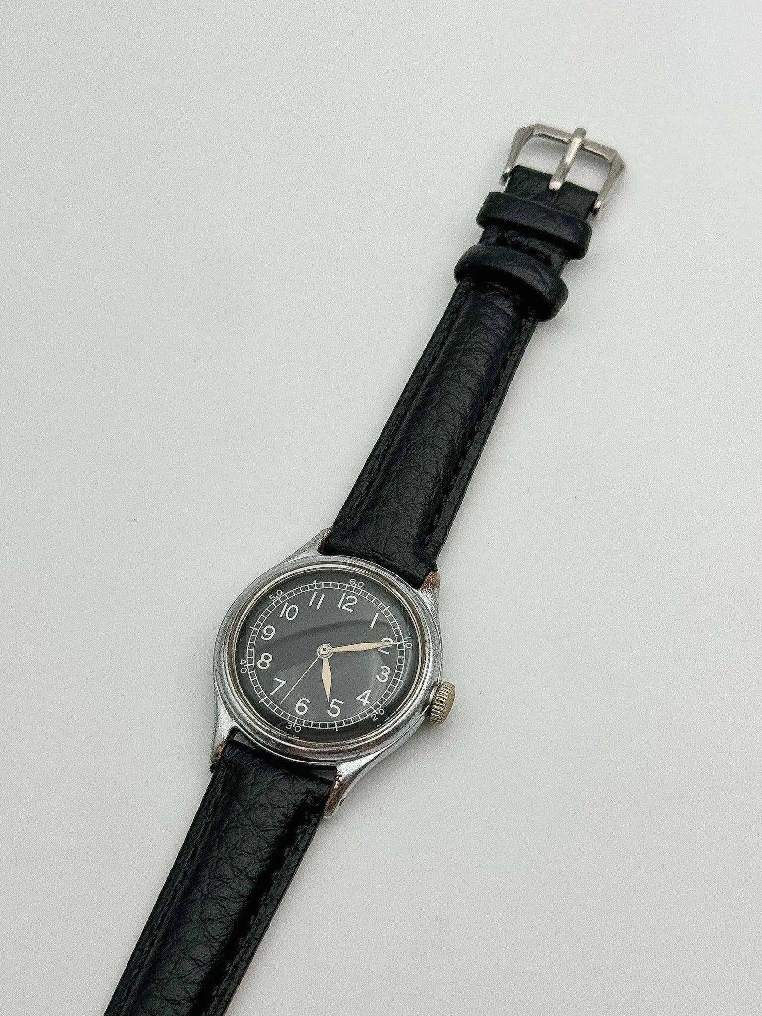 Bulova - Type A-11 US AIR FORCE WW2 - 1943 - Atelier Victor Paris - Vintage Watch Shop Dubai