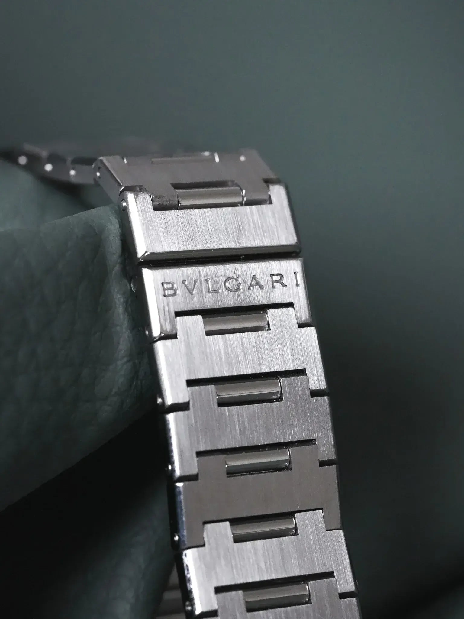 Bvlgari - BB30SS Acier Cadran noir - 2000s - Atelier Victor