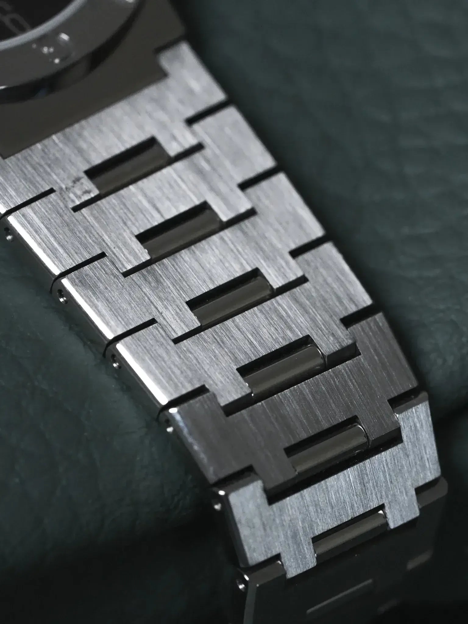 Bvlgari - BB30SS Acier Cadran noir - 2000s - Atelier Victor