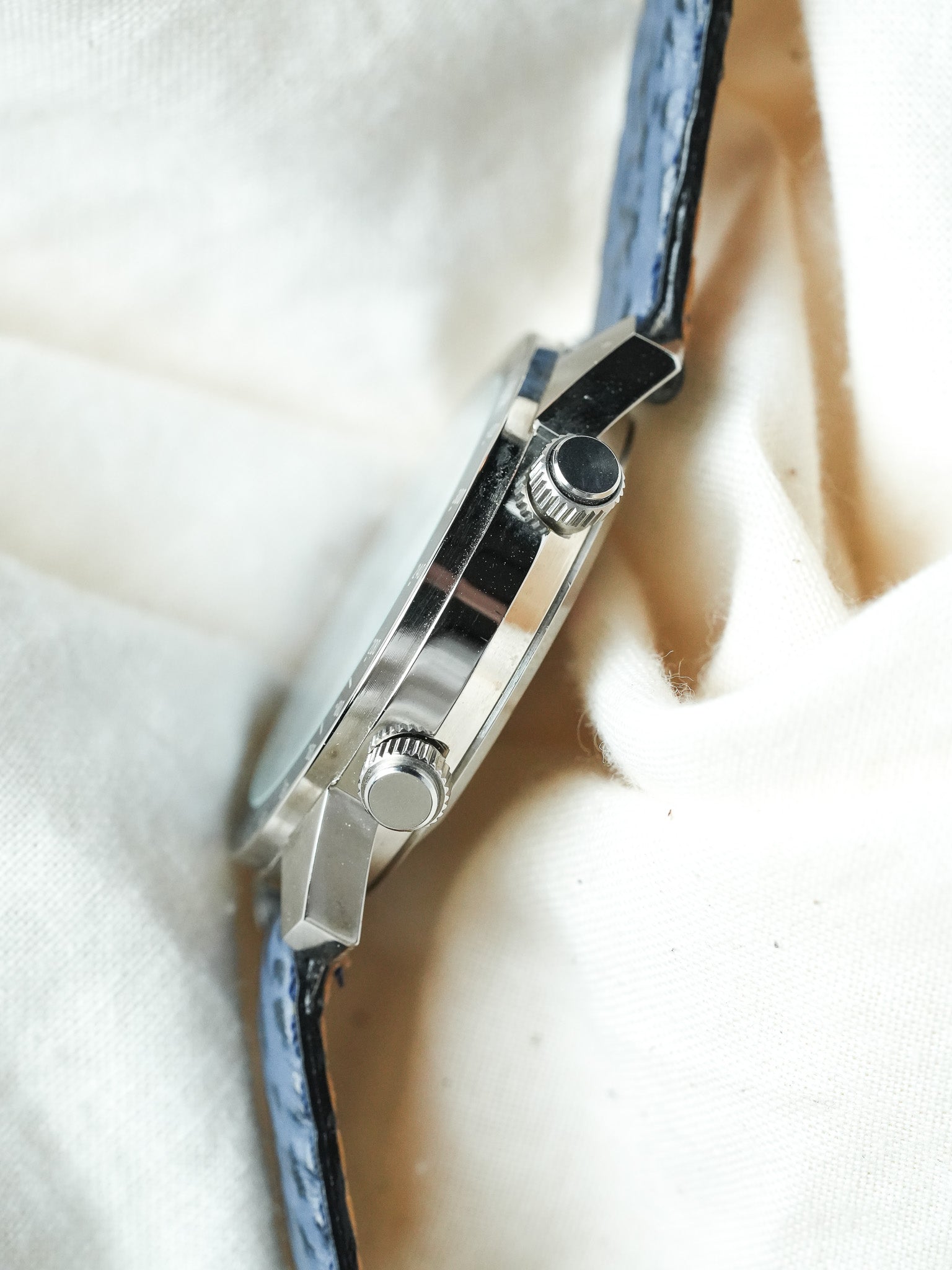 Cadet - Chronographe Acier Bleu - NOS - 1980s - Atelier Victor - Vintage Shop