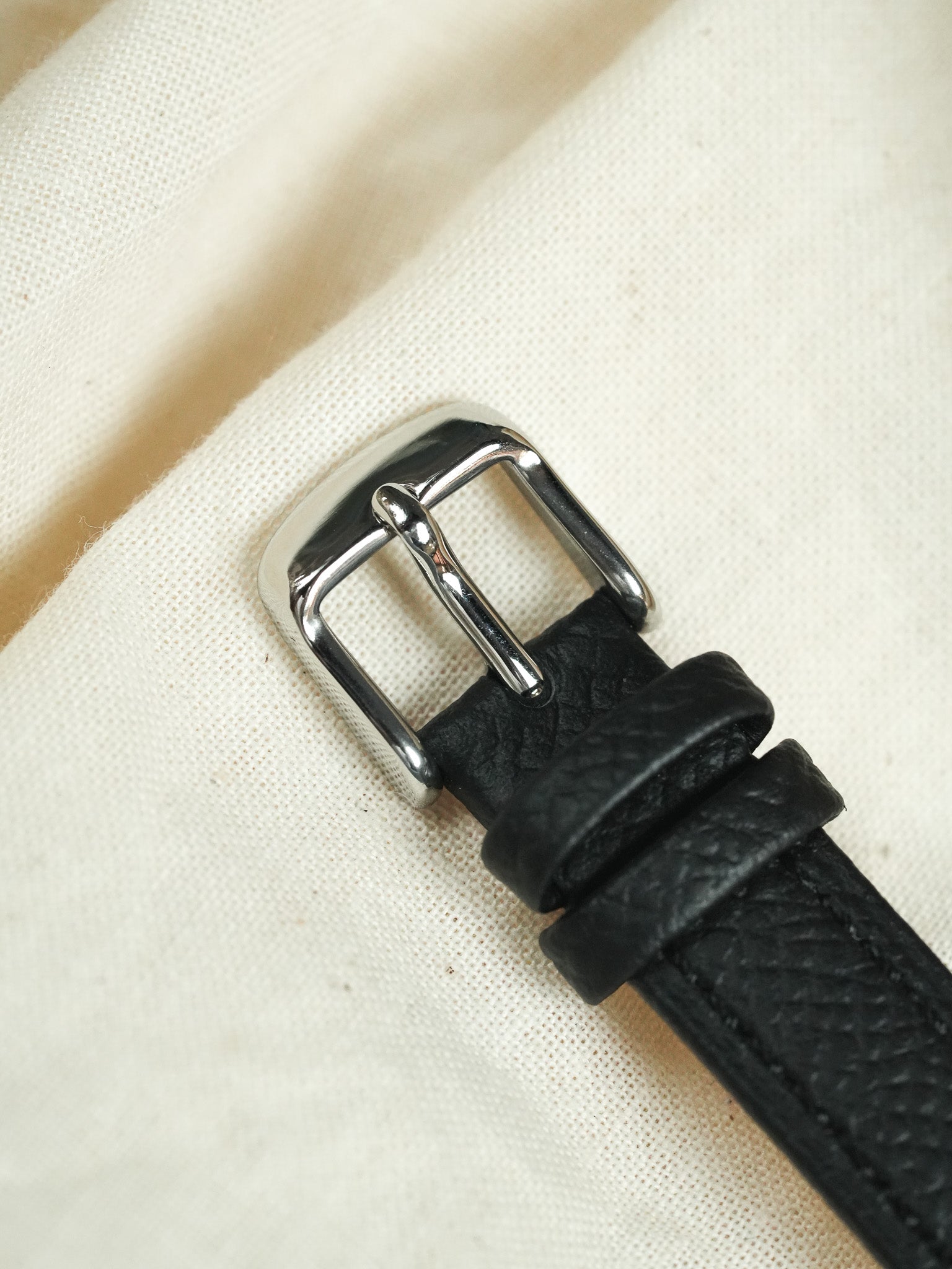 Capital - Tank Reverso Acier Cadran blanc Quartz - 1990s - Atelier Victor - Vintage Shop