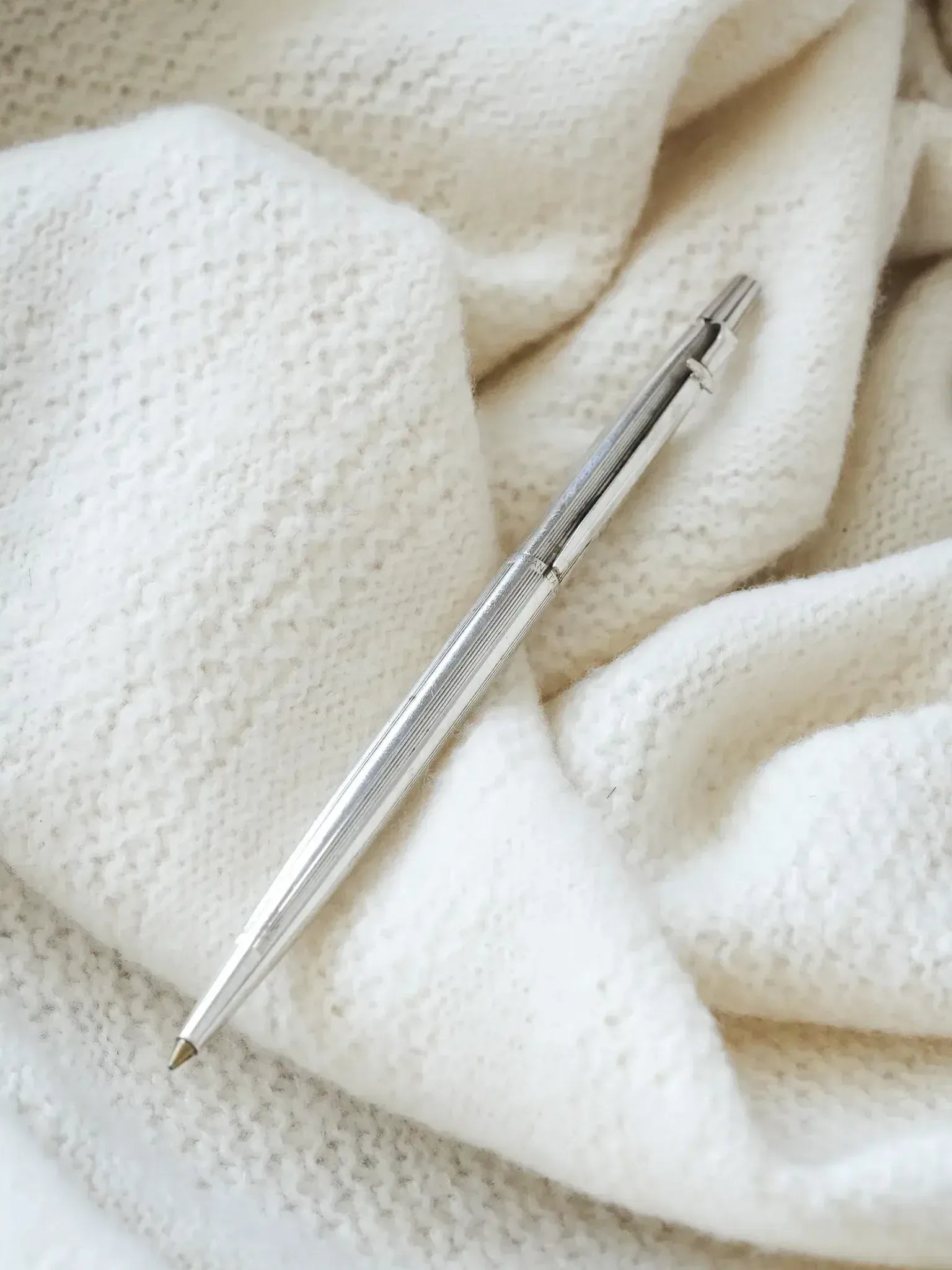 Caran d'ache - Stylo bille MADISON Luxe plaqué argent - 1990s - Atelier Victor