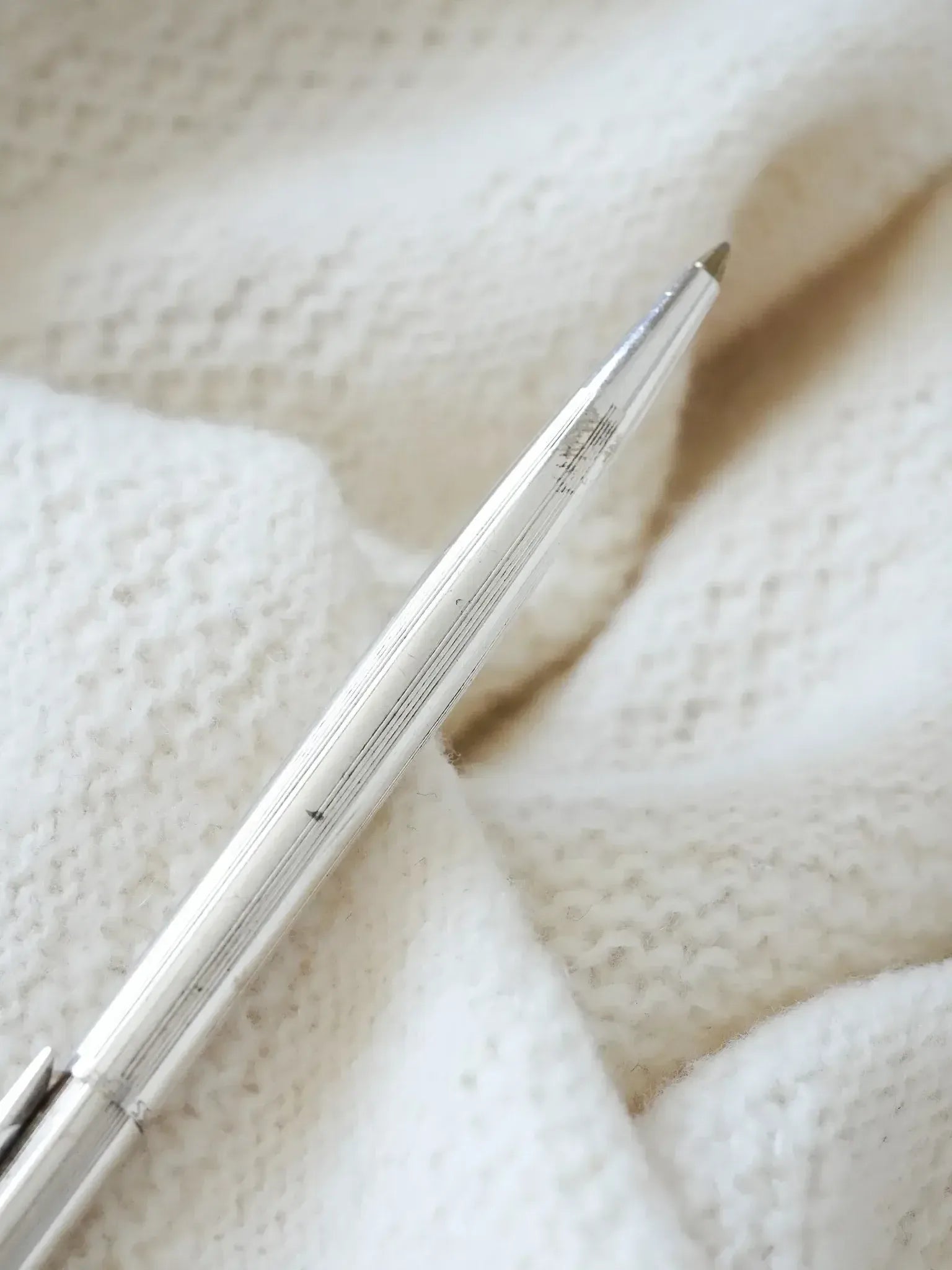 Caran d'ache - Stylo bille MADISON Luxe plaqué argent - 1990s - Atelier Victor