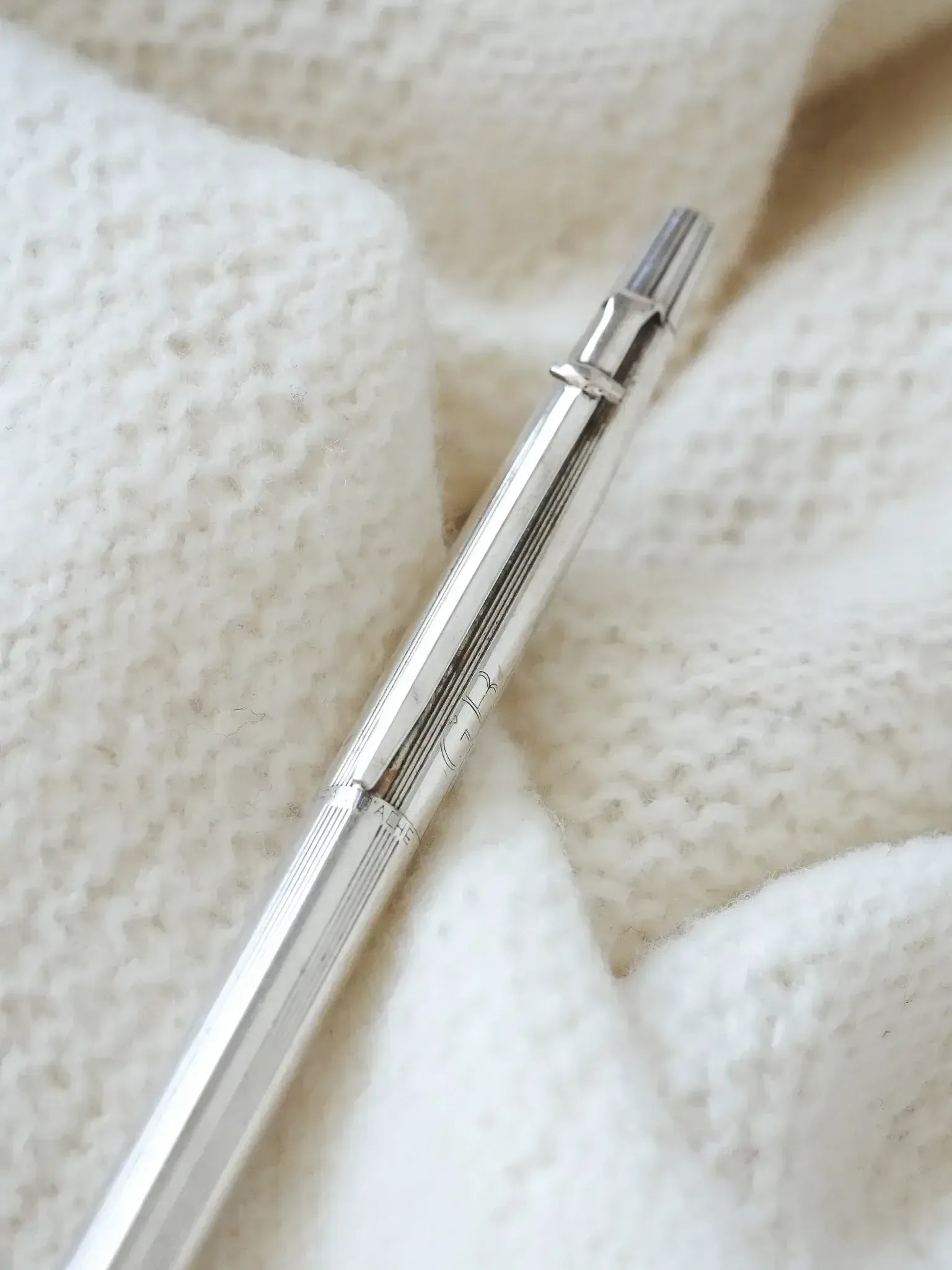 Caran d'ache - Stylo bille MADISON Luxe plaqué argent - 1990s - Atelier Victor
